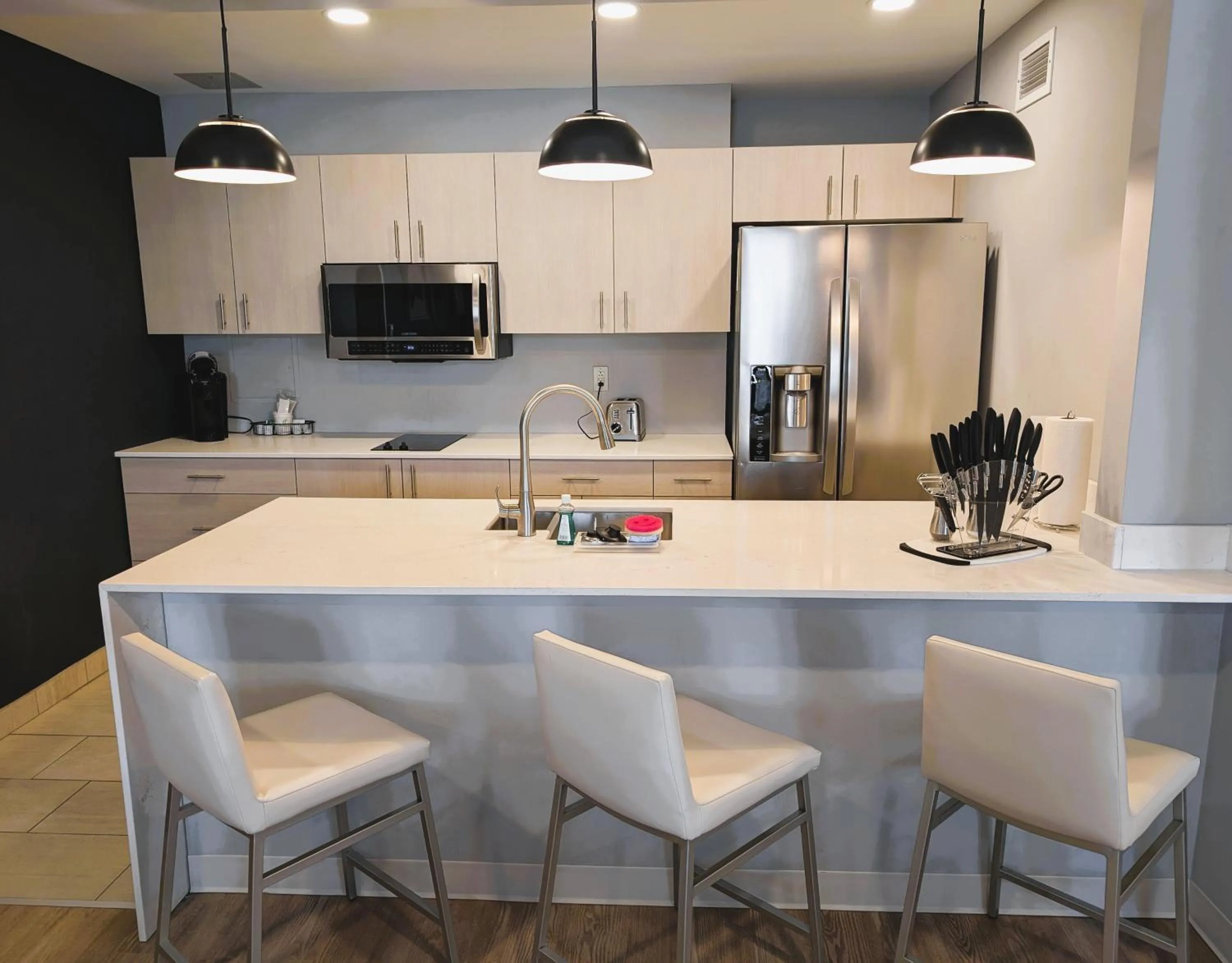 Photo of the whole room in Holiday Inn Morgantown-University Area by IHG