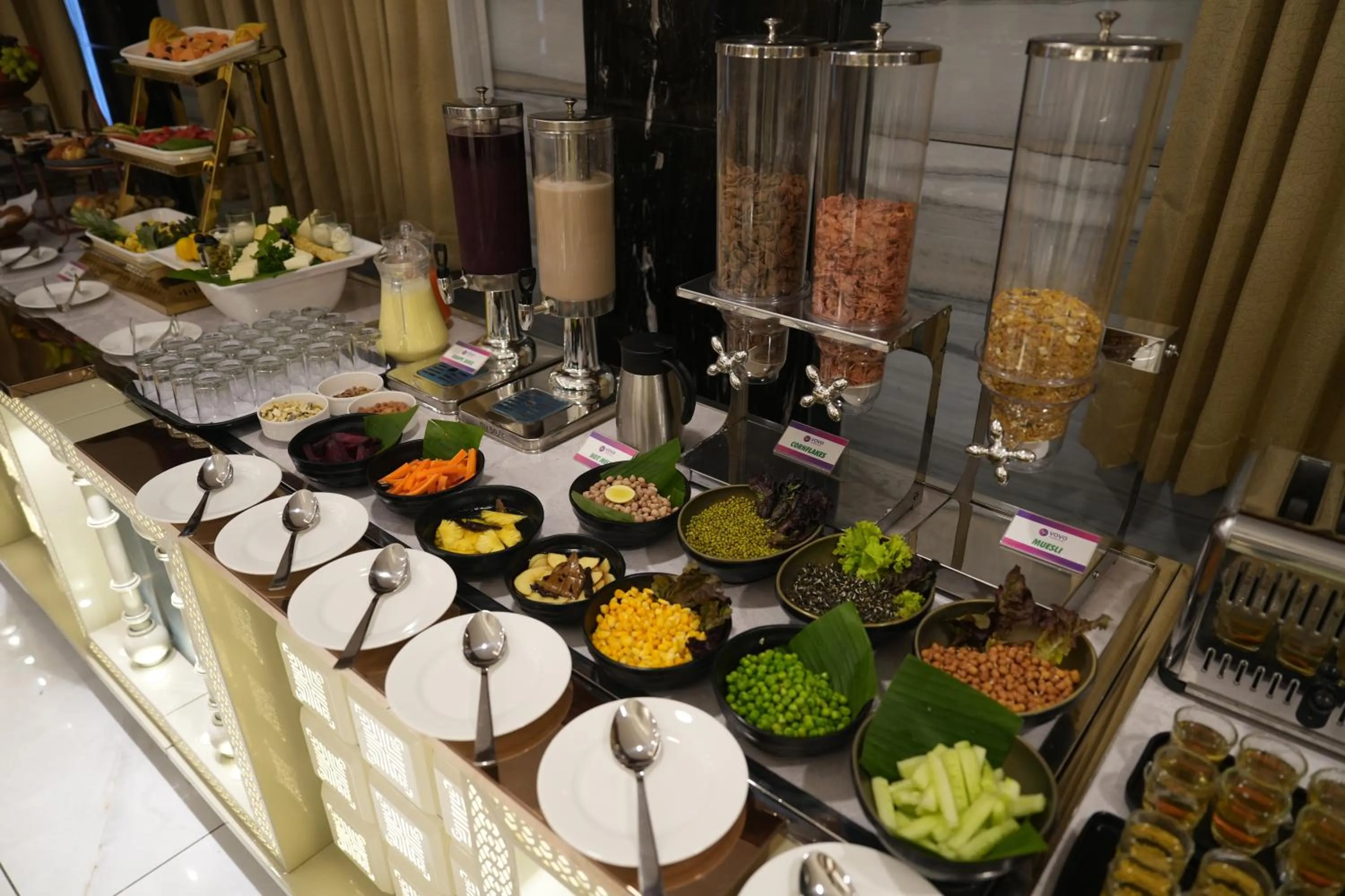 Food and drinks in VOVO Boutique Hotel