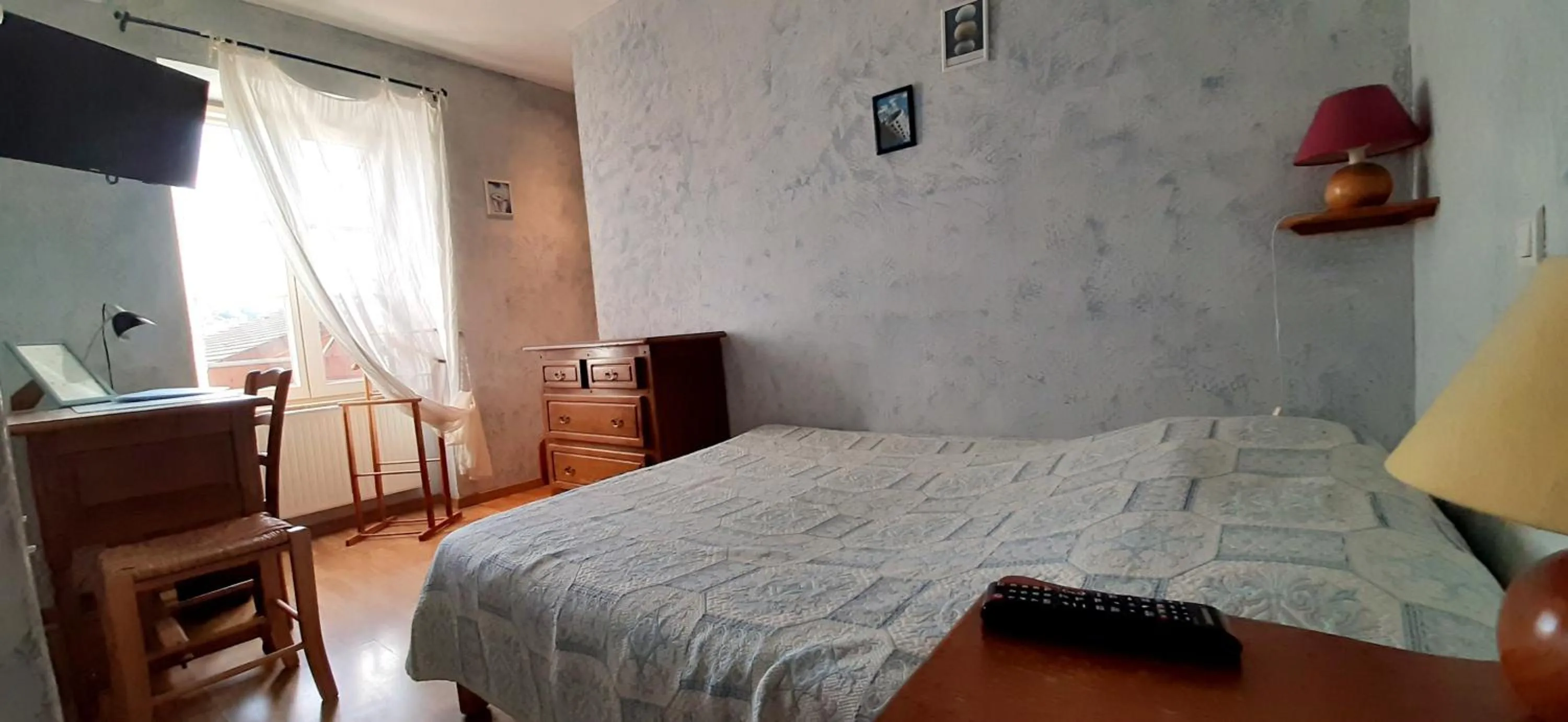 TV and multimedia, Bed in Le Marmagne