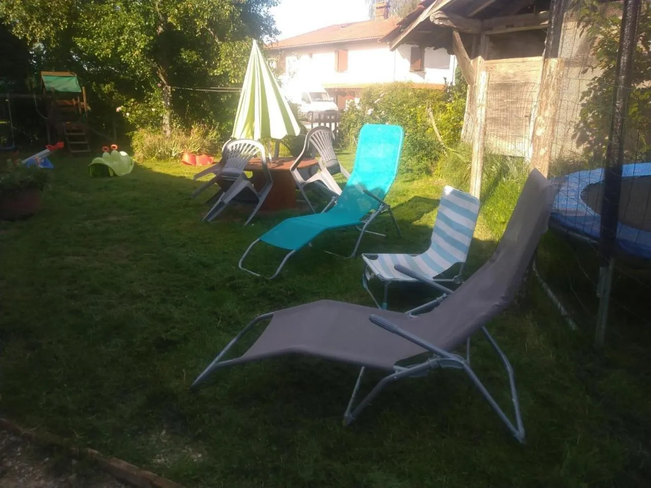 Garden in A La Poularde B&B