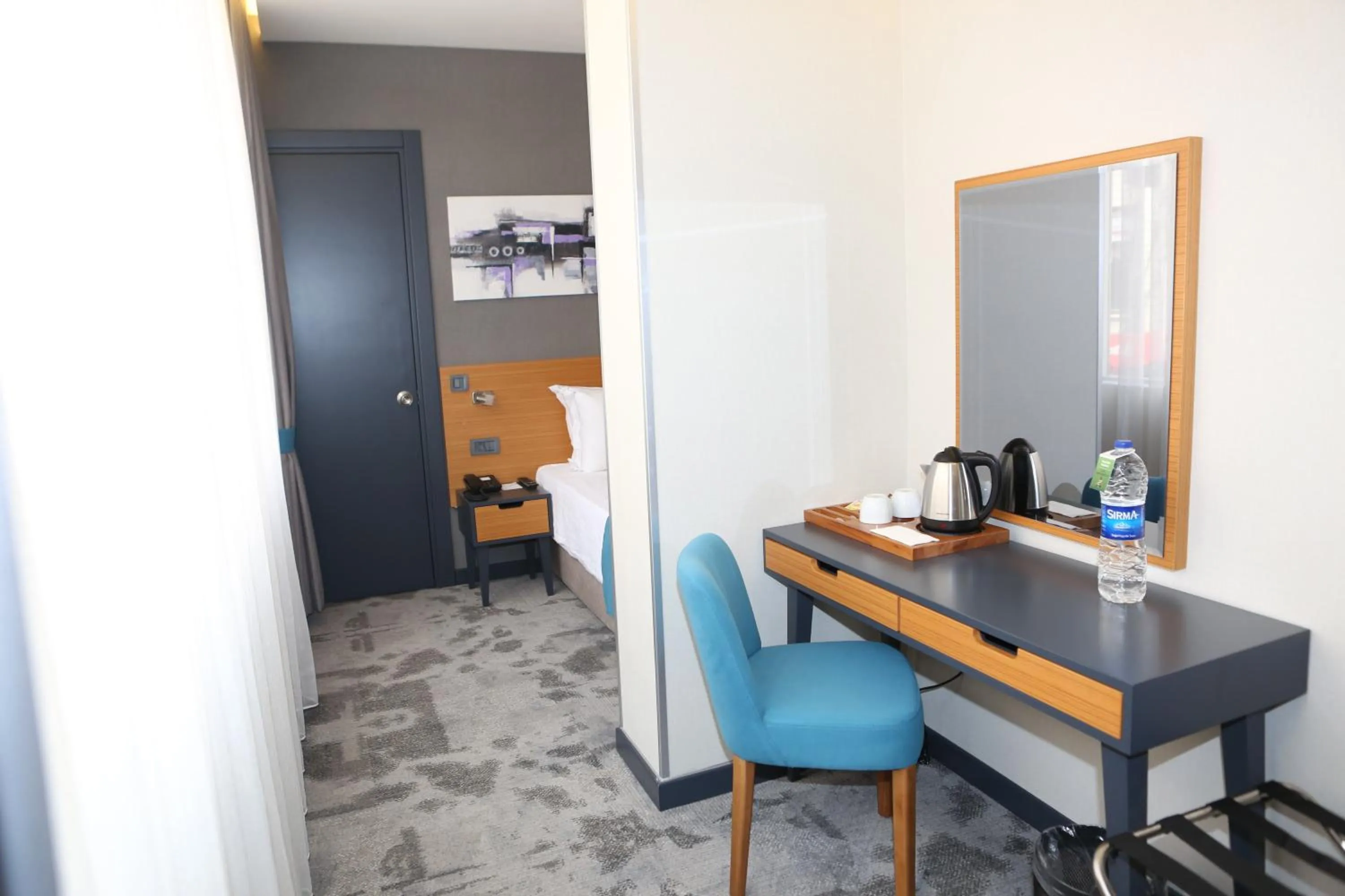 Coffee/tea facilities in Sapko Airport Hotel