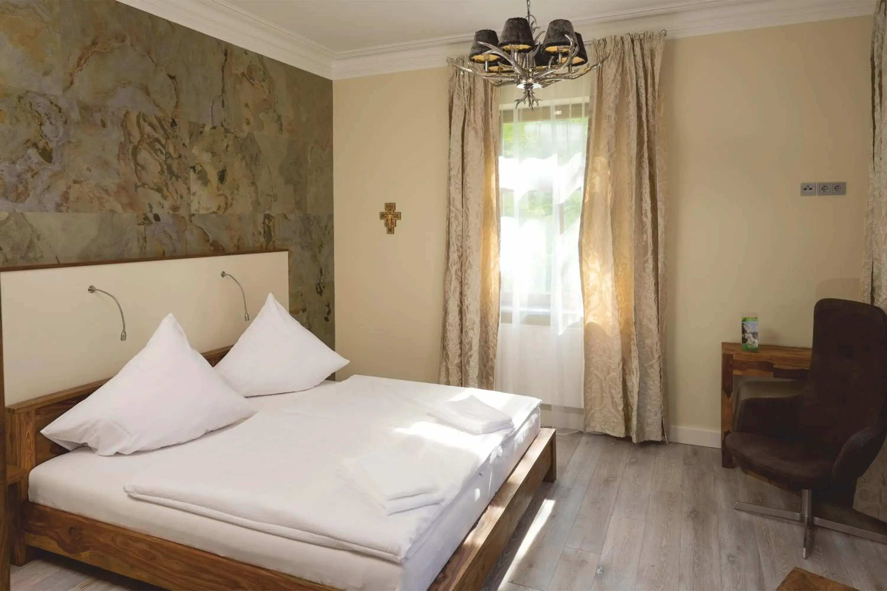 Comfort Double Room - single occupancy in Kloster Bonlanden Comfort Double Room - single occupancy in Kloster Bonlanden