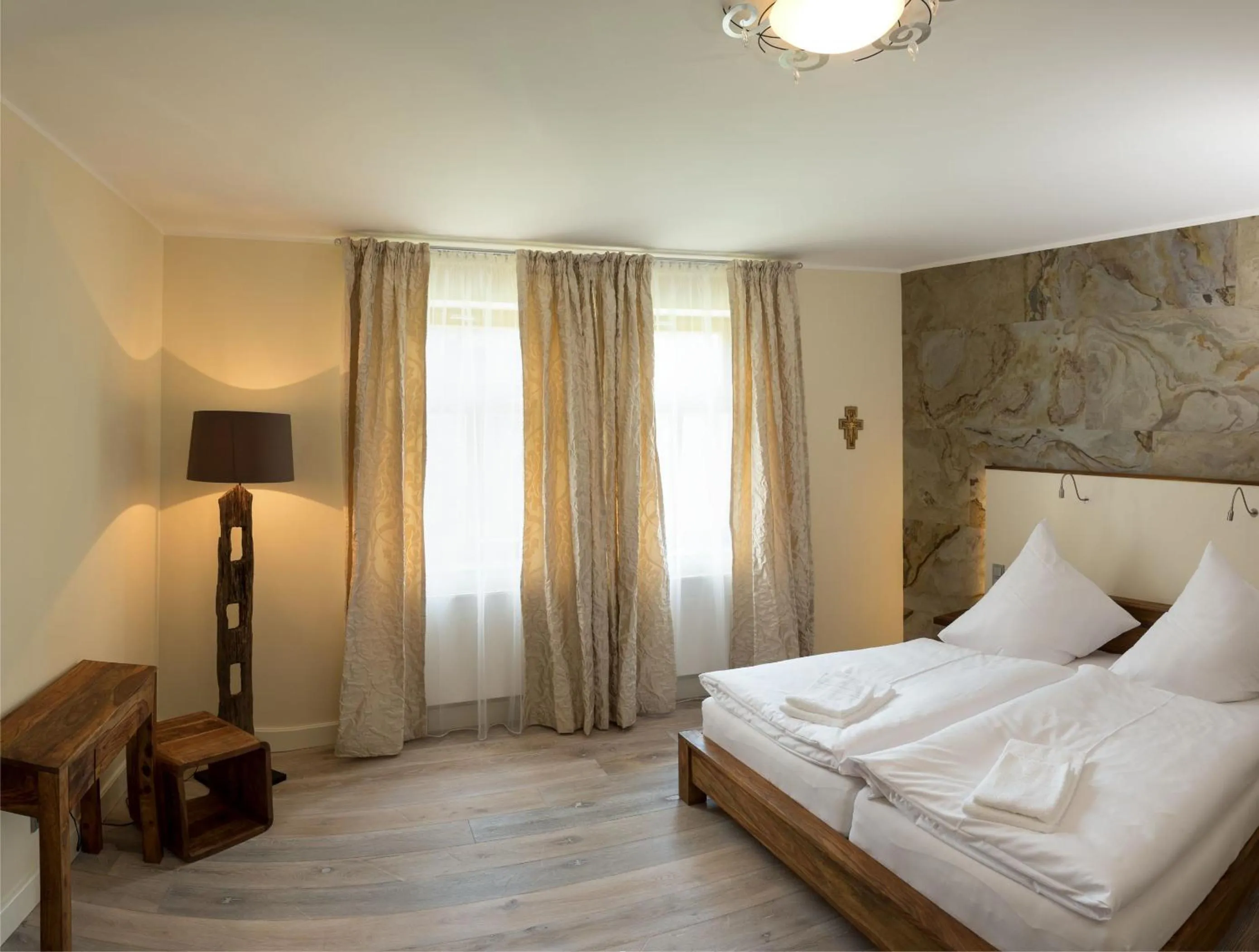 Photo of the whole room, Bed in Kloster Bonlanden