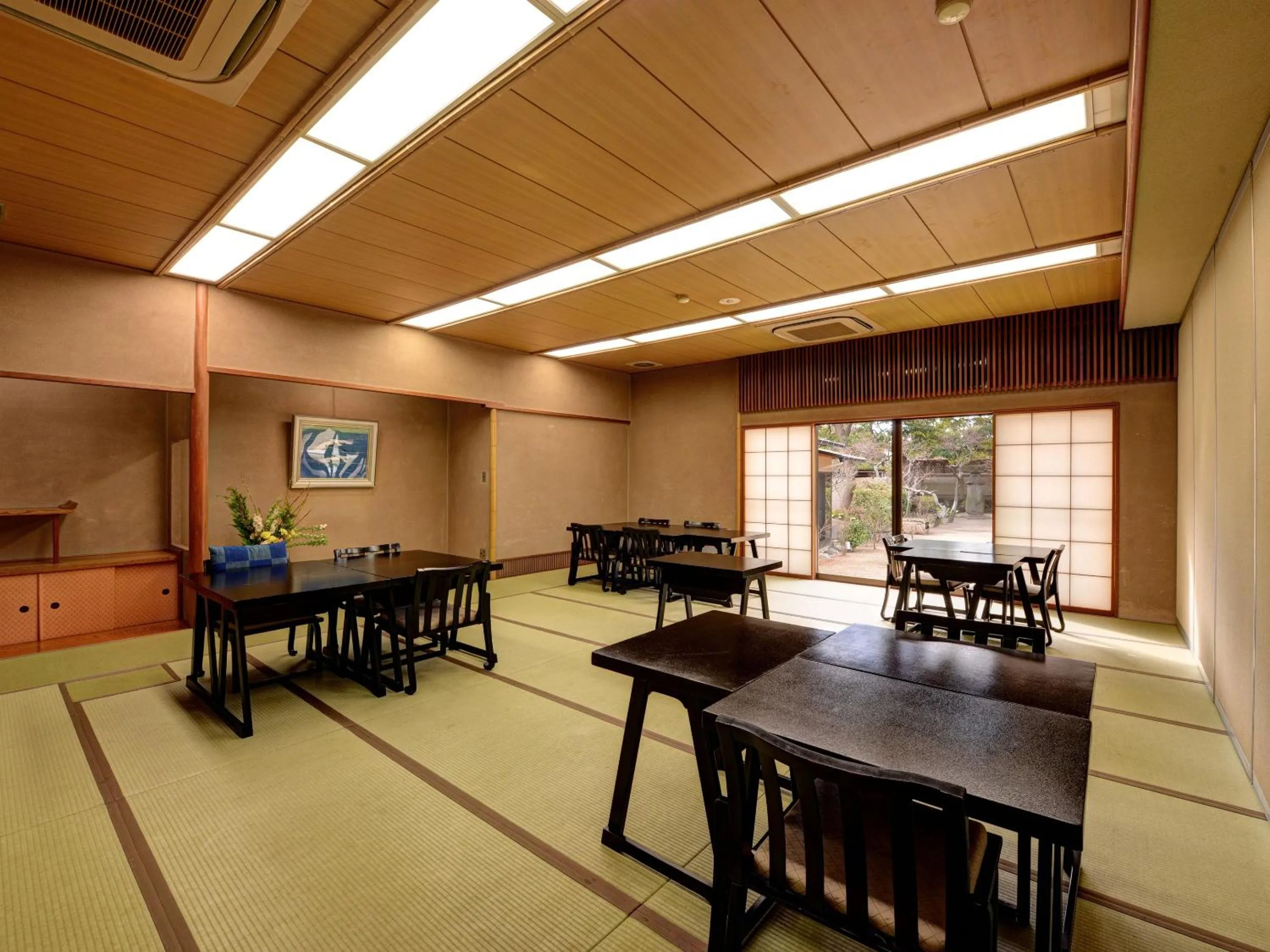 Restaurant/places to eat in Kaihinsou Kamakura