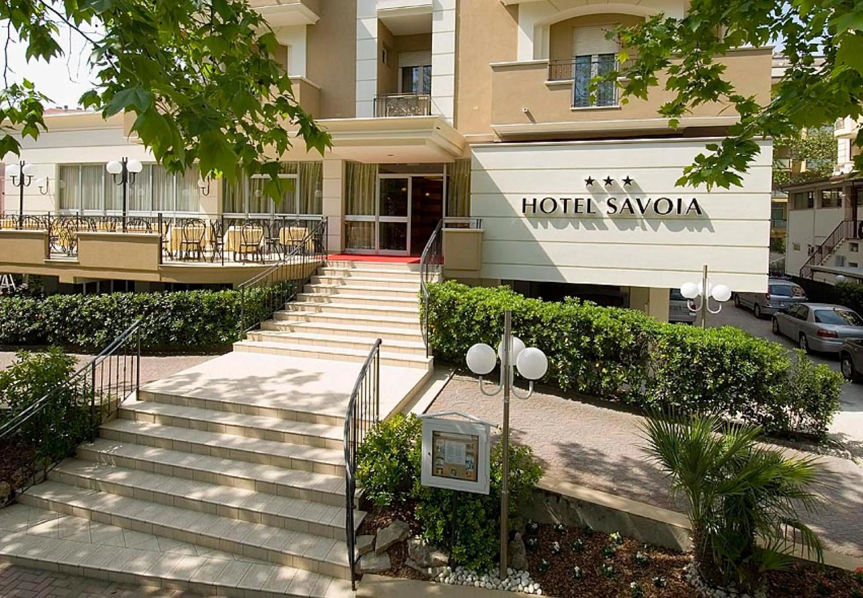 Facade/entrance in Hotel Savoia