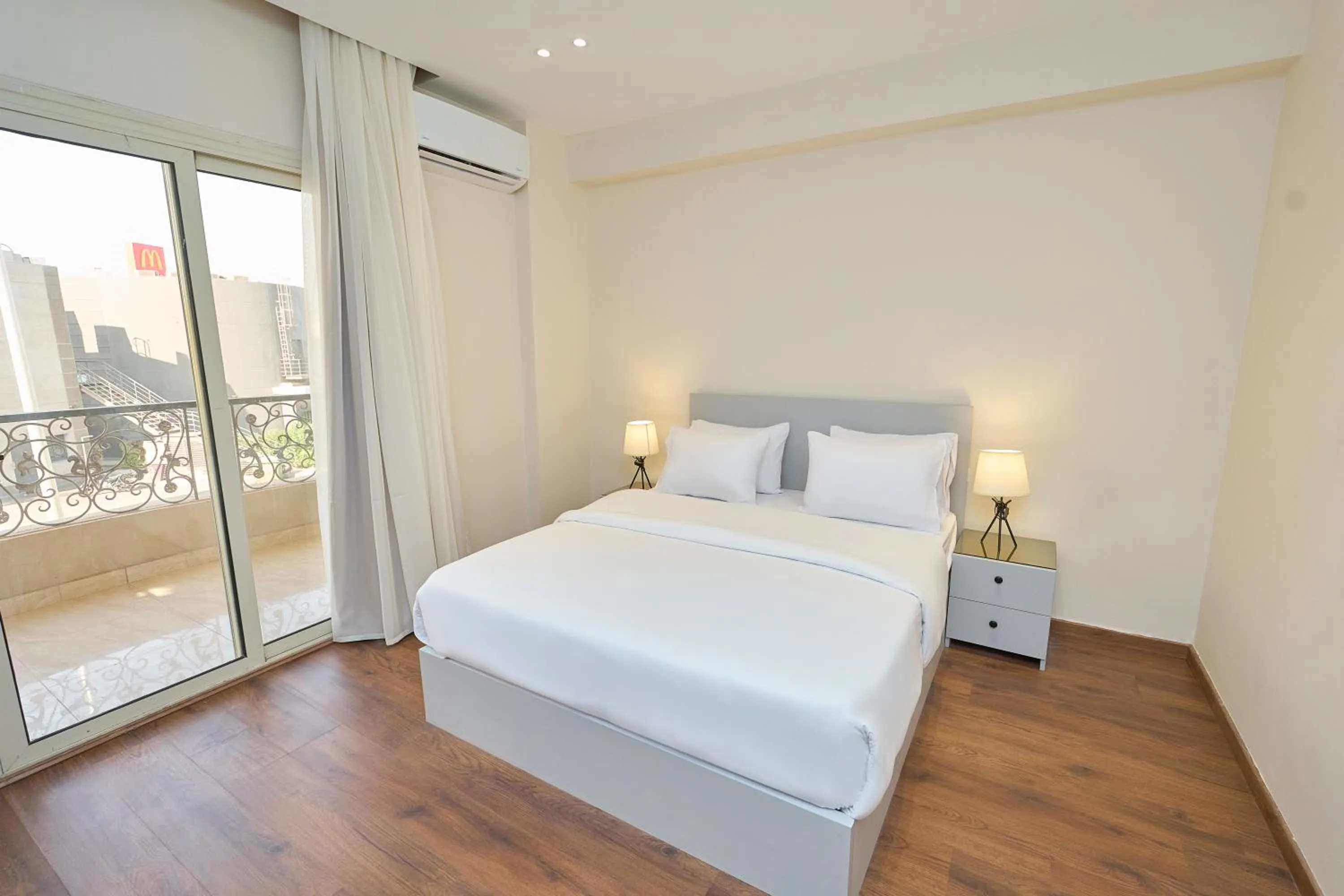 Bed in Settle Inn Banafseg Apartments