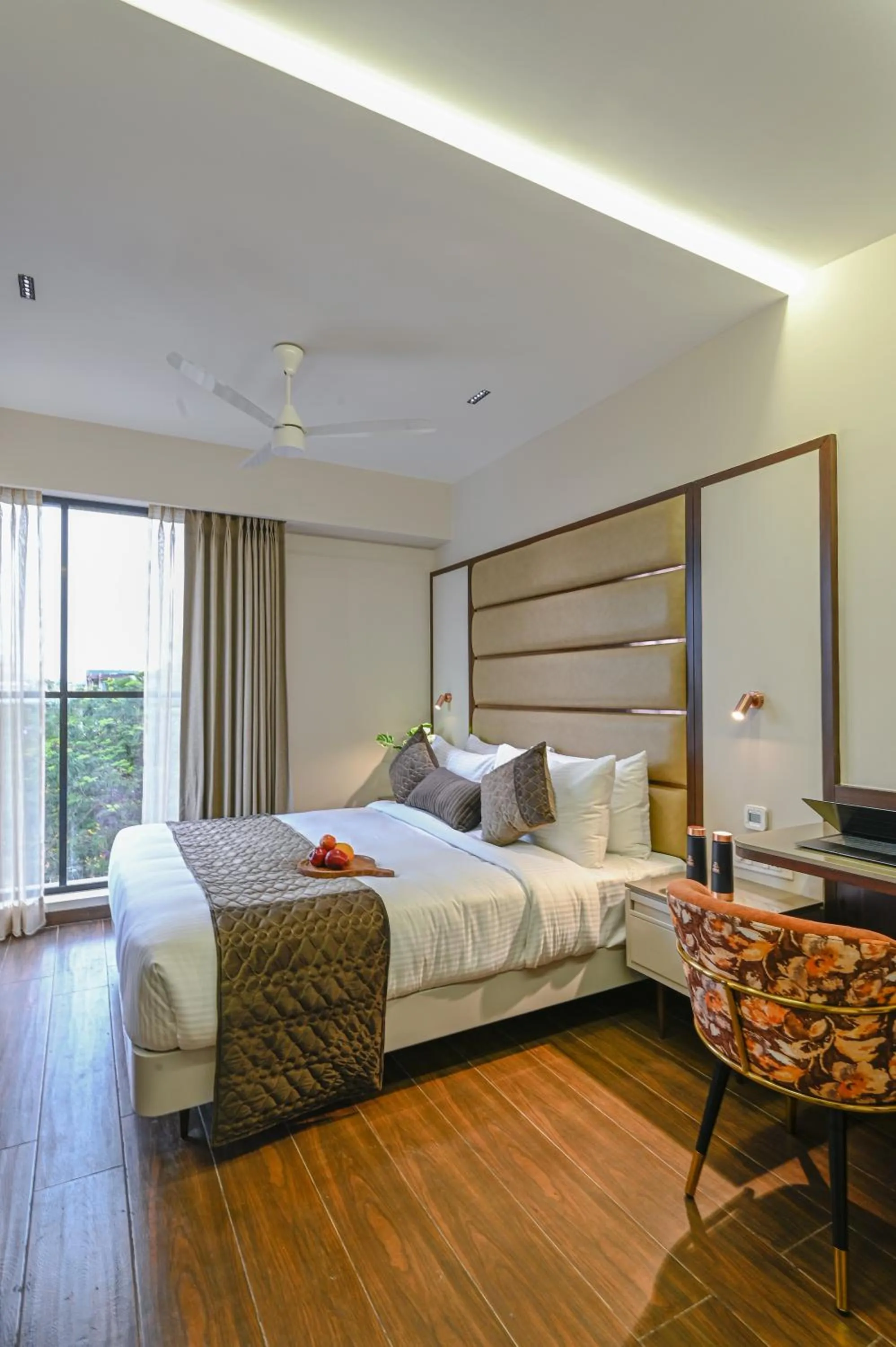 View (from property/room), Bed in Hotel Grand Girdhar Premier