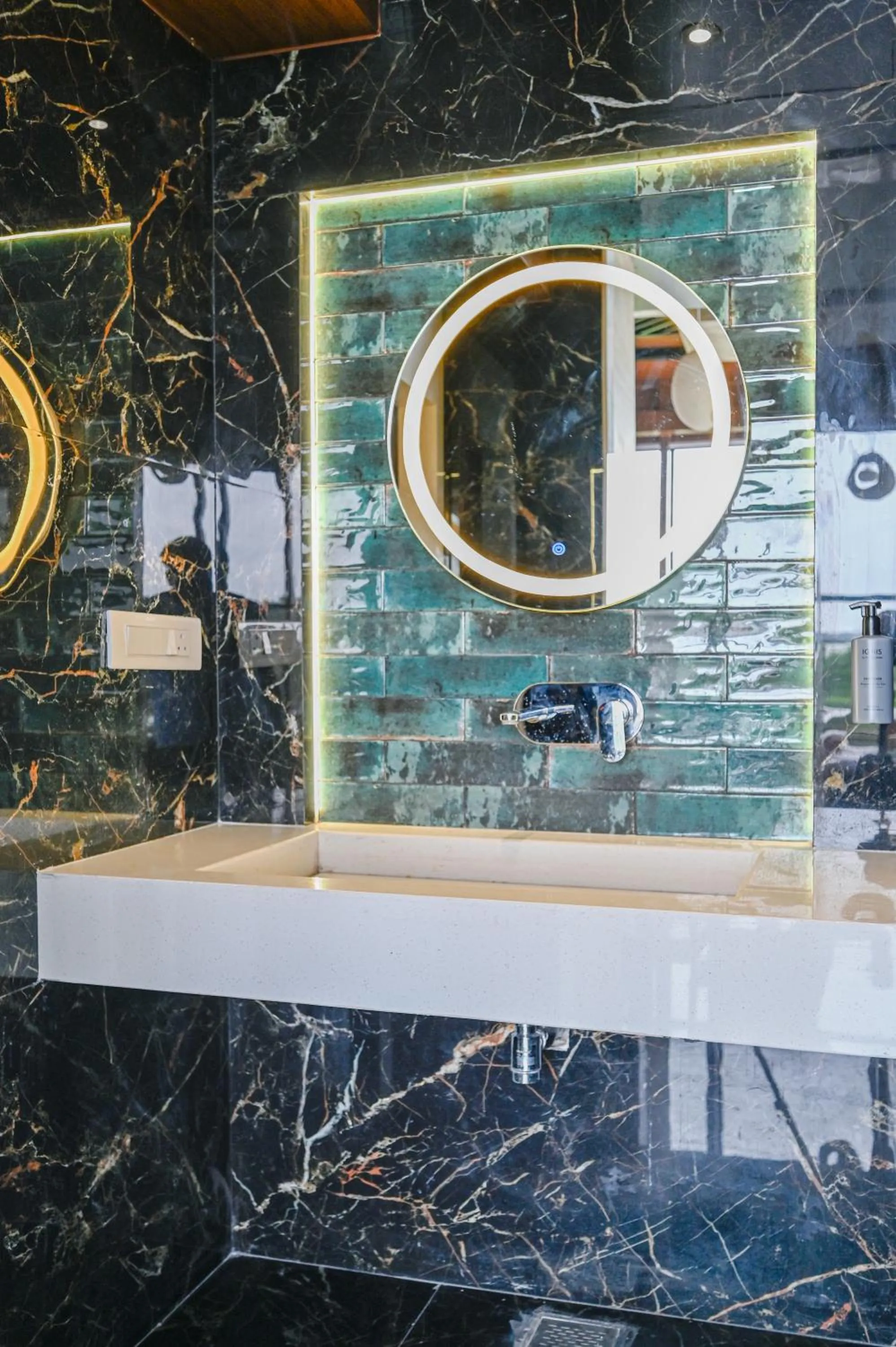 Bathroom in Hotel Grand Girdhar Premier