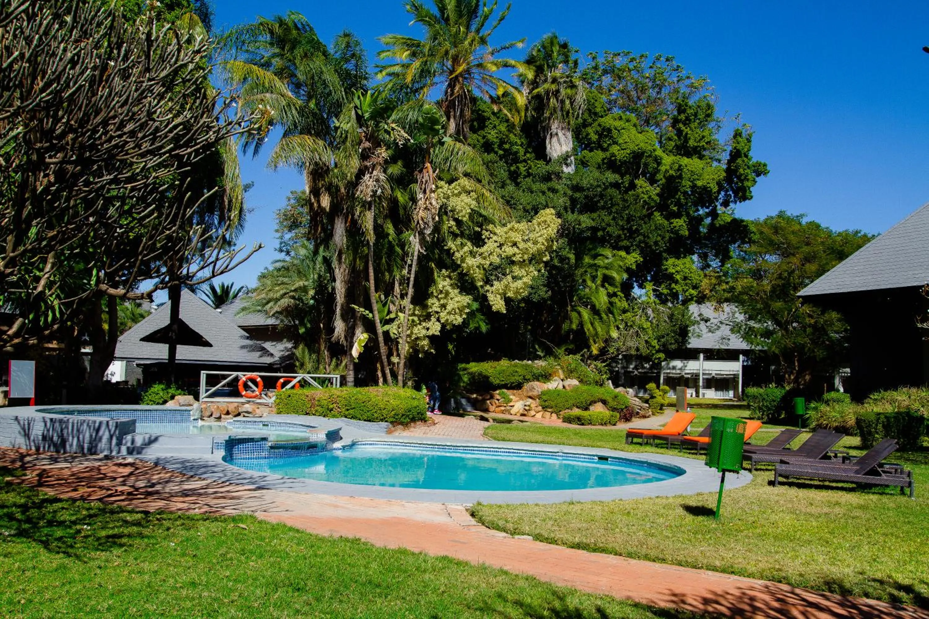 Cresta Thapama Hotel