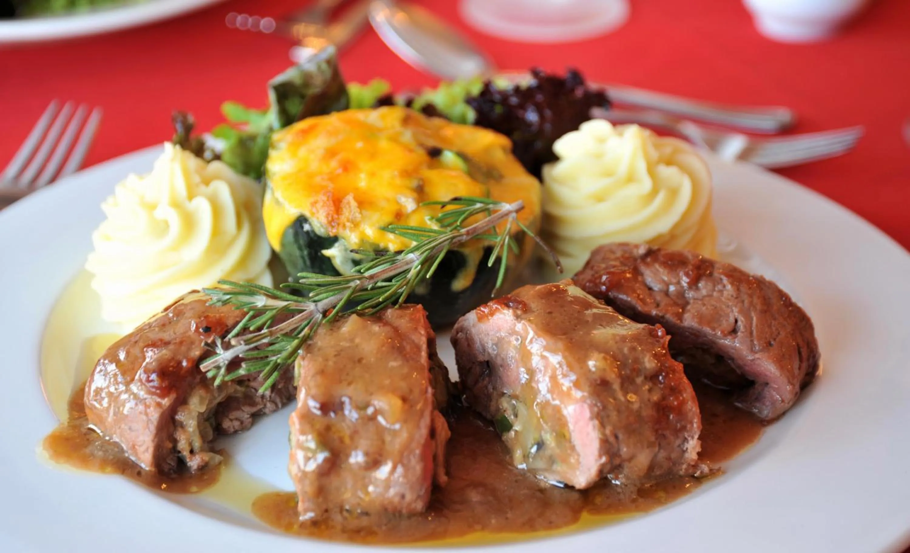 Meals in Cresta Thapama Hotel