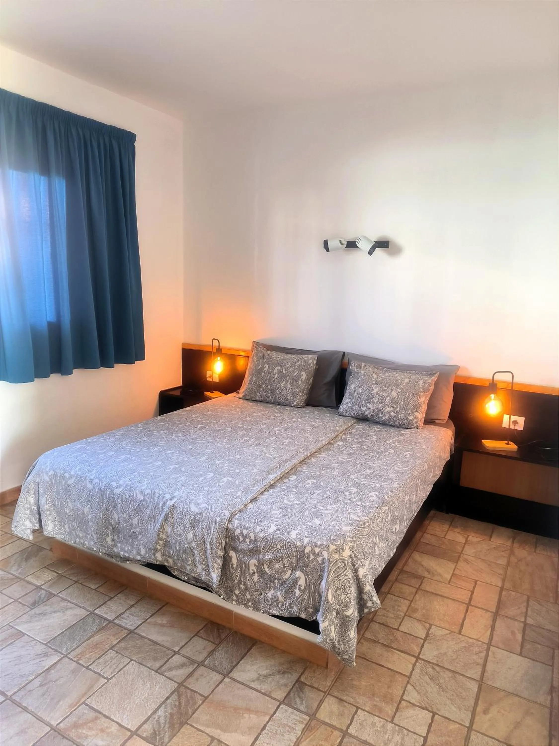 Bedroom, Bed in Apartamentos Alberto