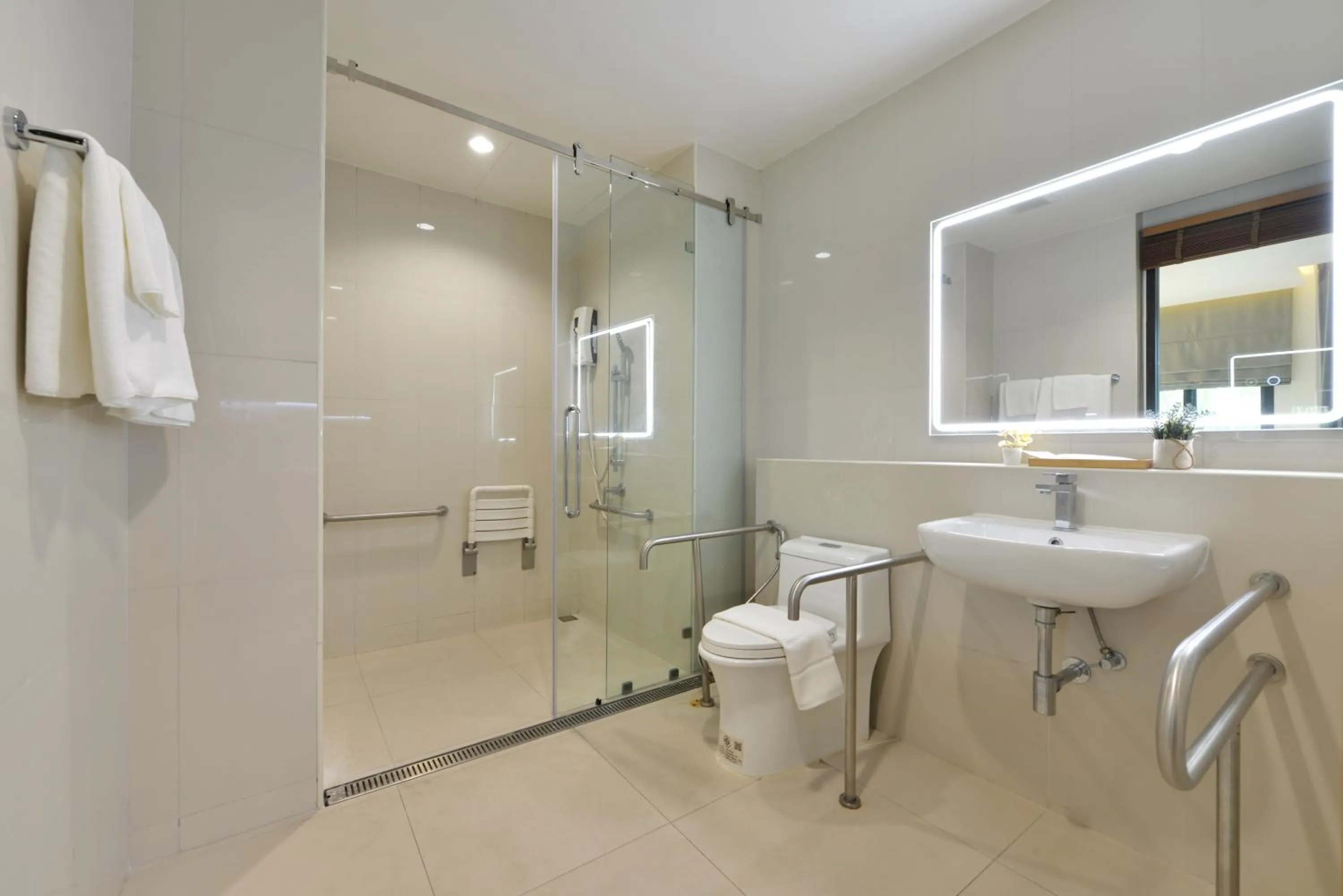 Shower in SENS Hotel