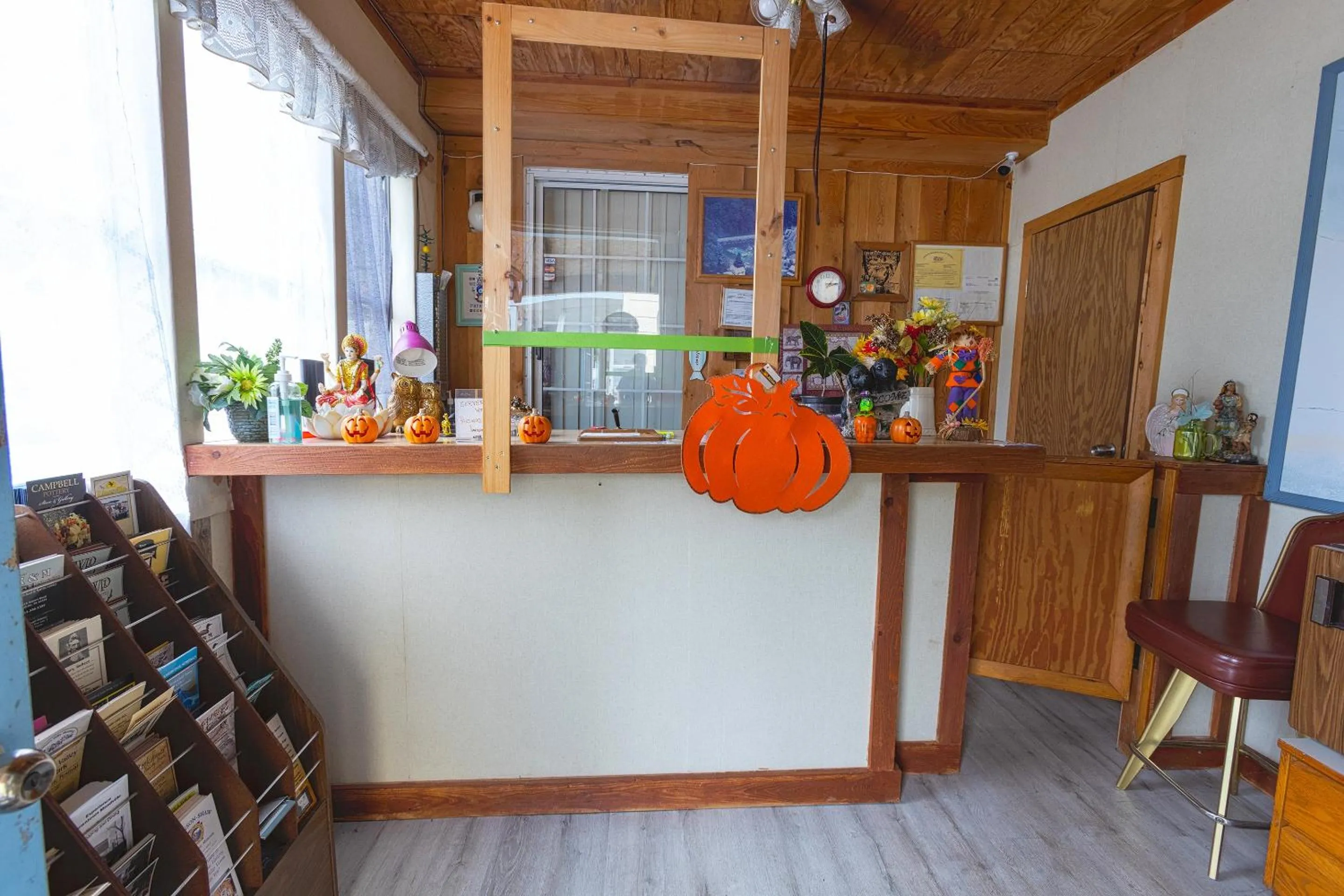 Lobby or reception in Parkside Motel by OYO Meadville Conneaut Lake