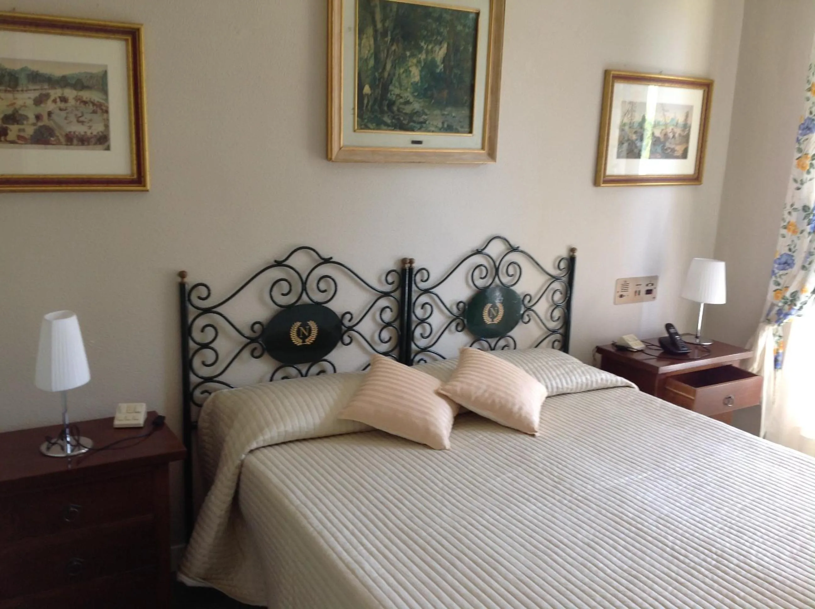 Bed in Park Hotel Napoleone