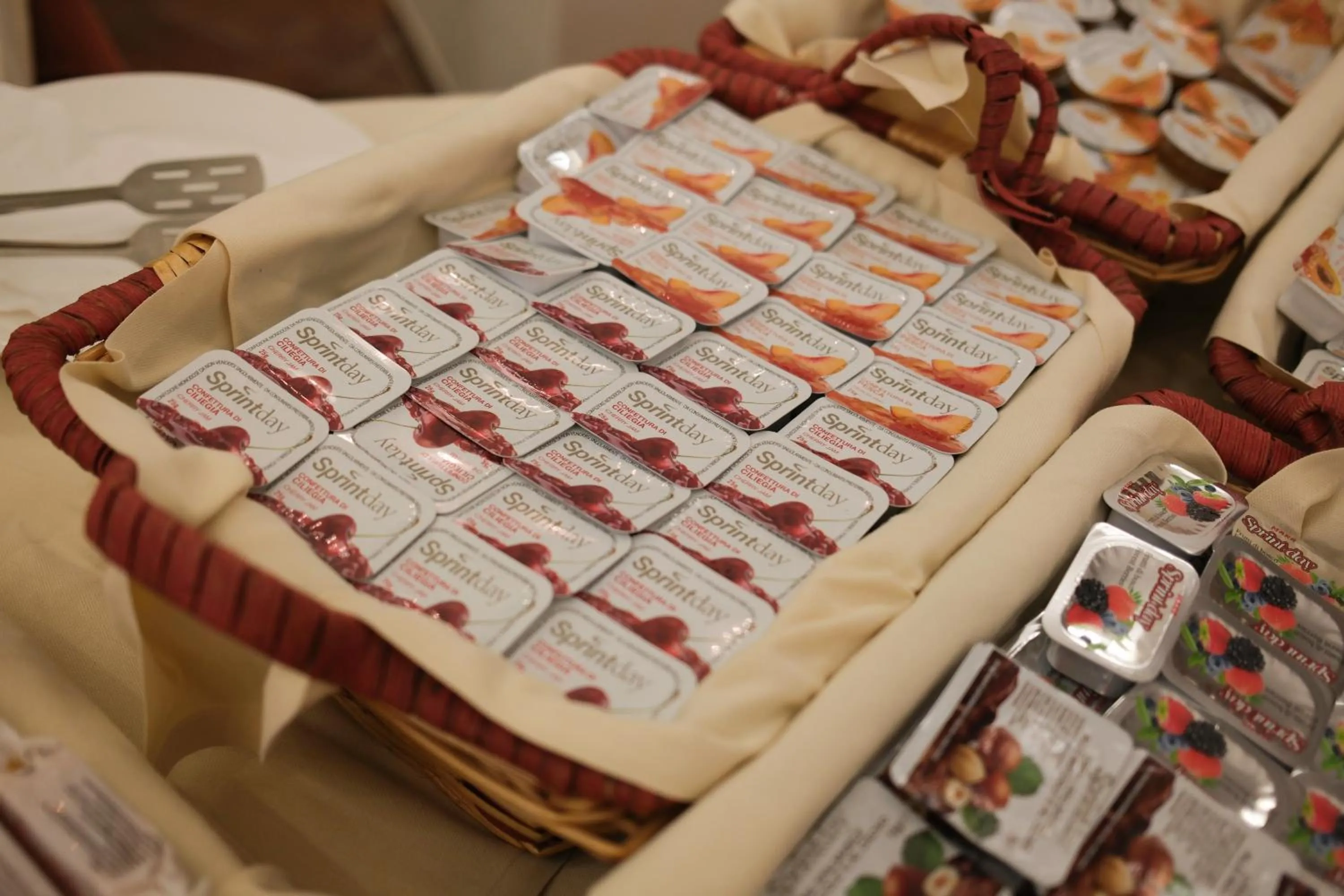 Restaurant/places to eat in Park Hotel Napoleone