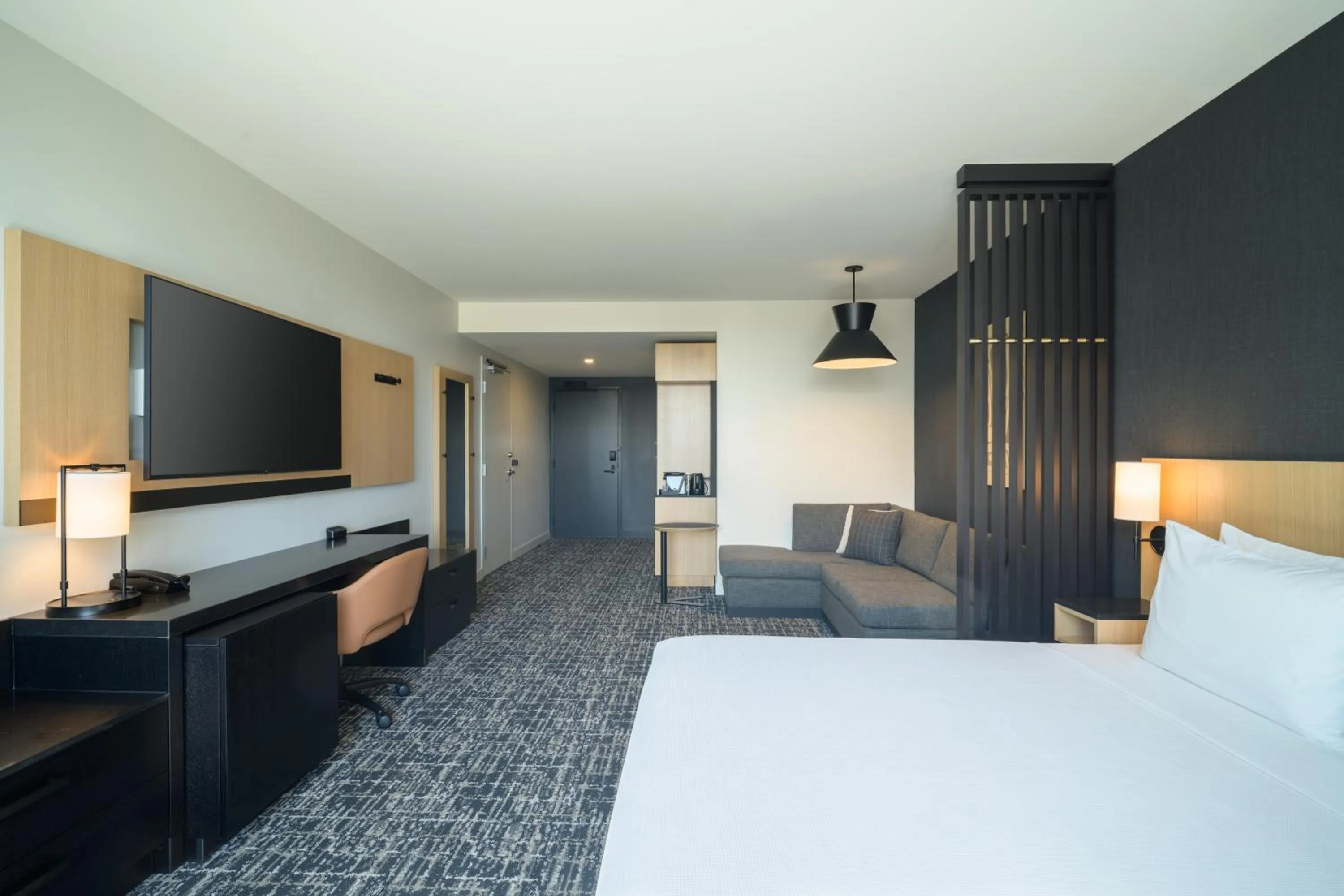 Bed in Hyatt Place Whitehorse