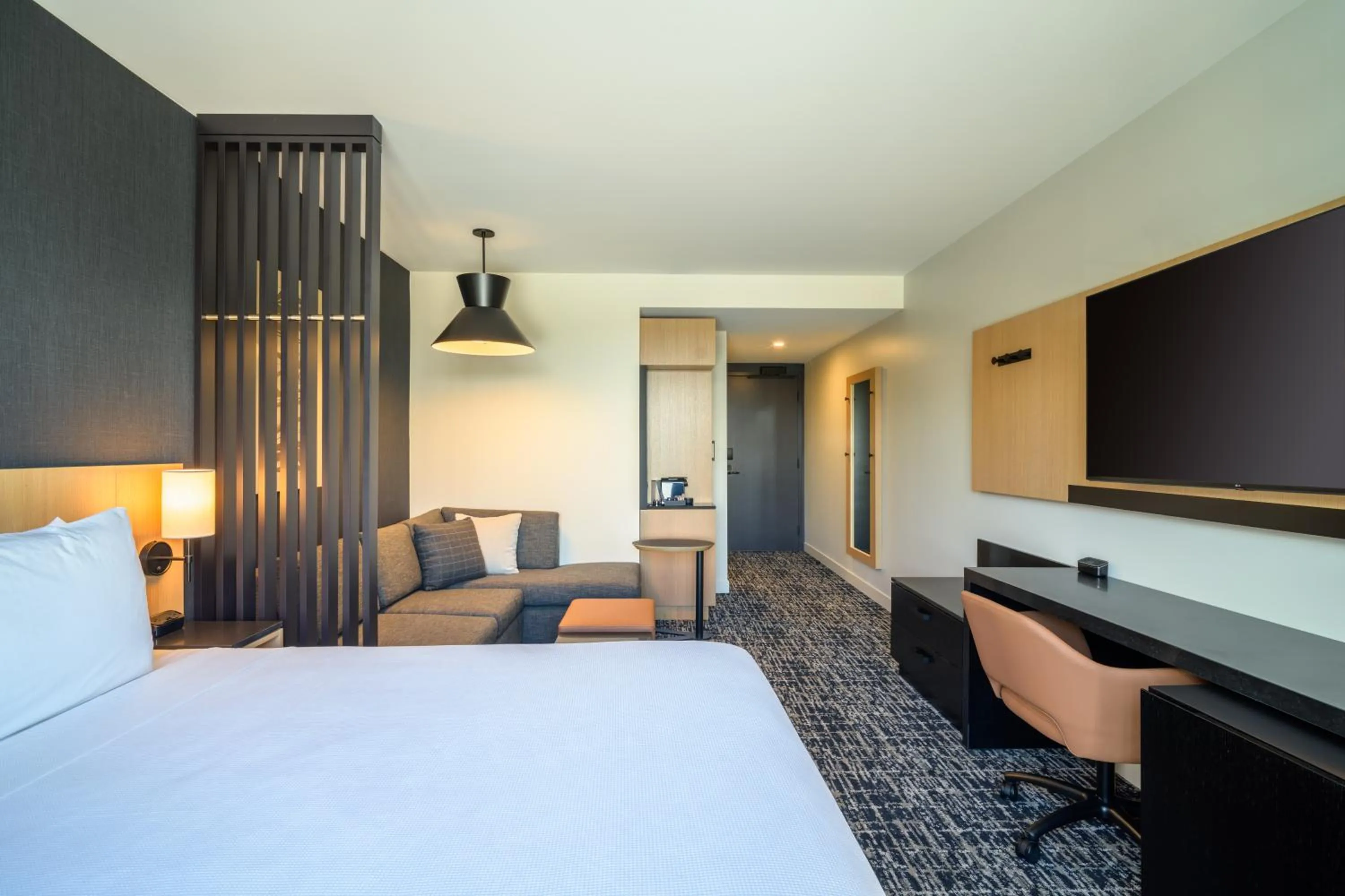 Bed in Hyatt Place Whitehorse