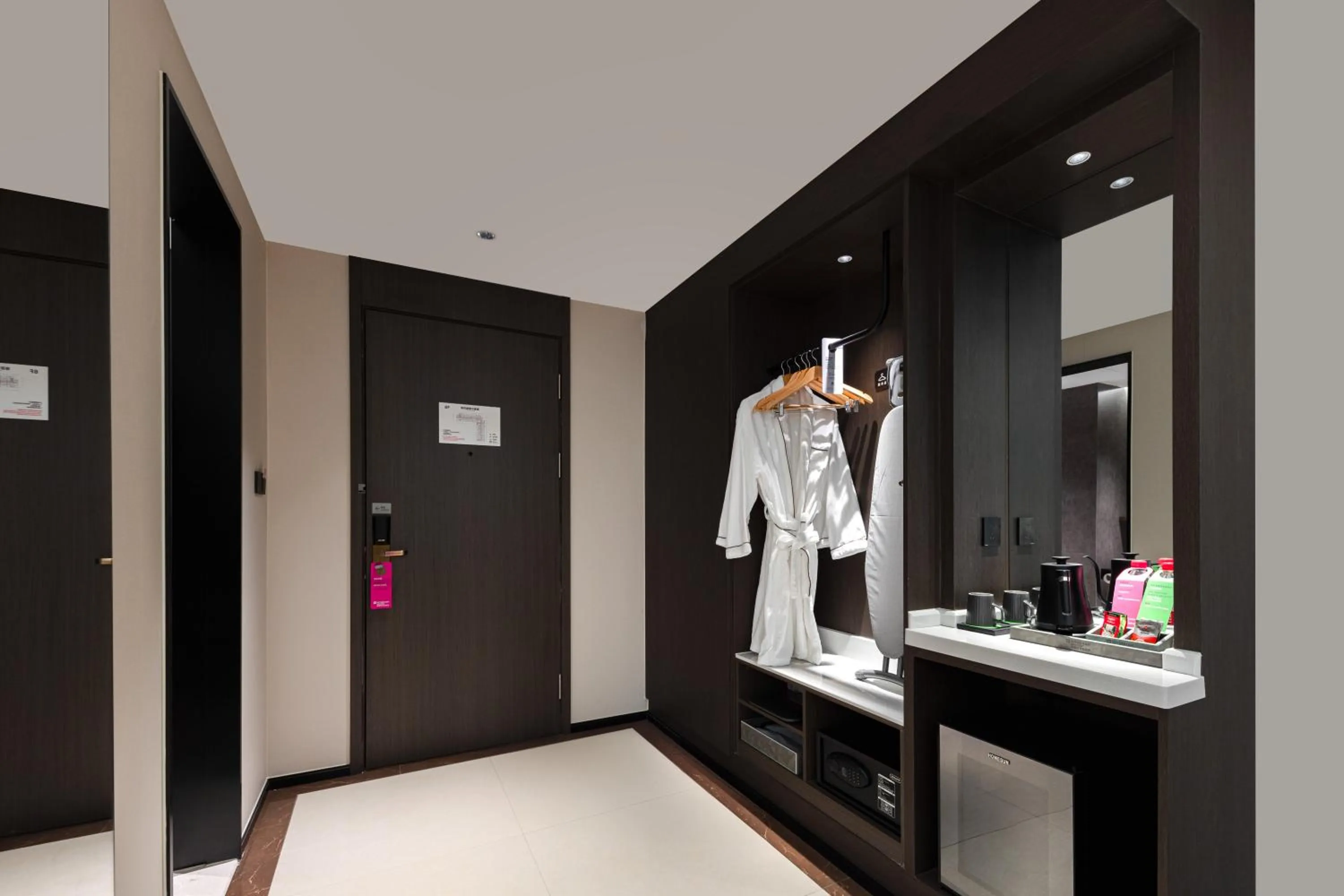 Photo of the whole room in 上海浦东温德姆花园酒店 Wyndham Garden Shanghai Pudong