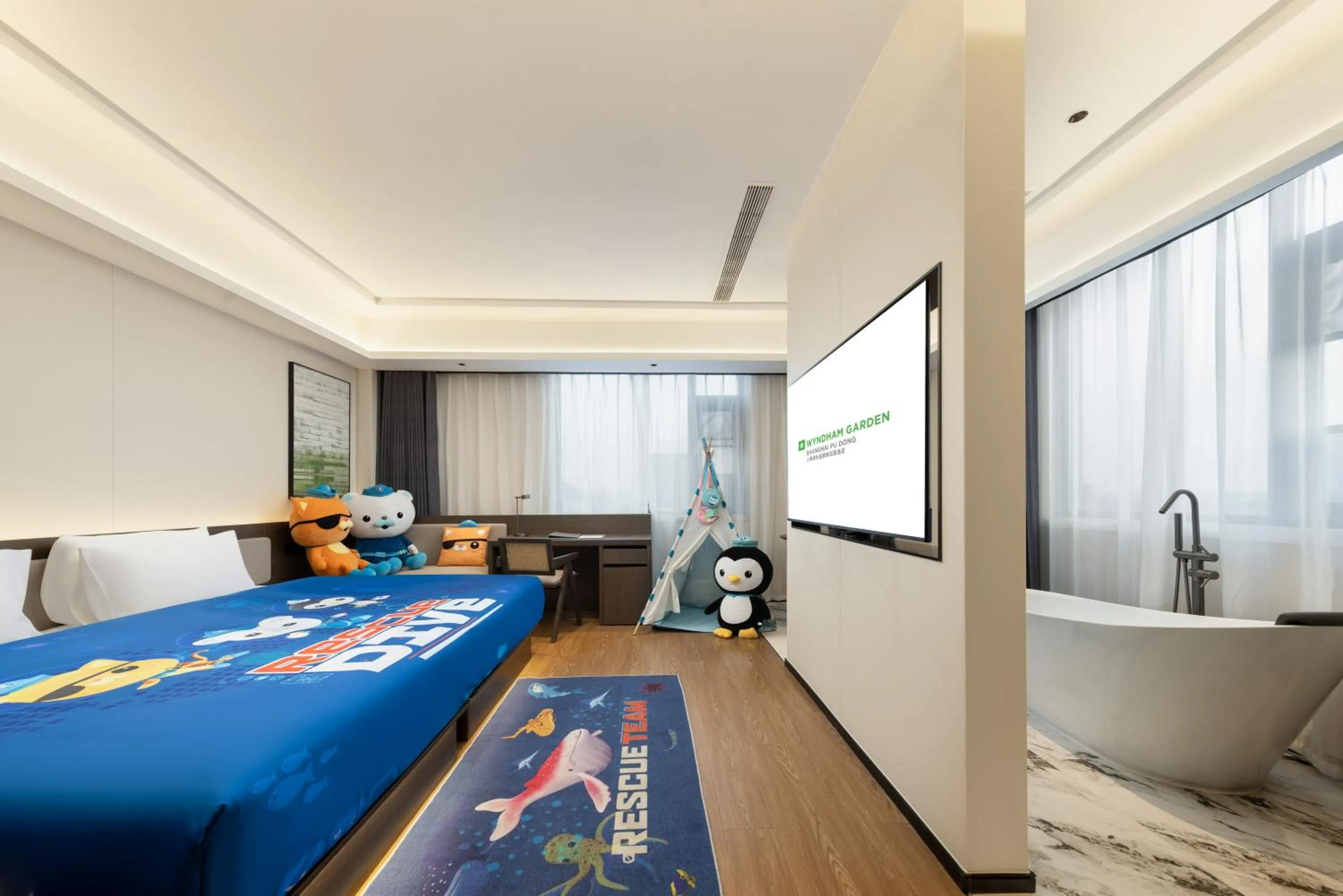 Photo of the whole room, Bed in 上海浦东温德姆花园酒店 Wyndham Garden Shanghai Pudong