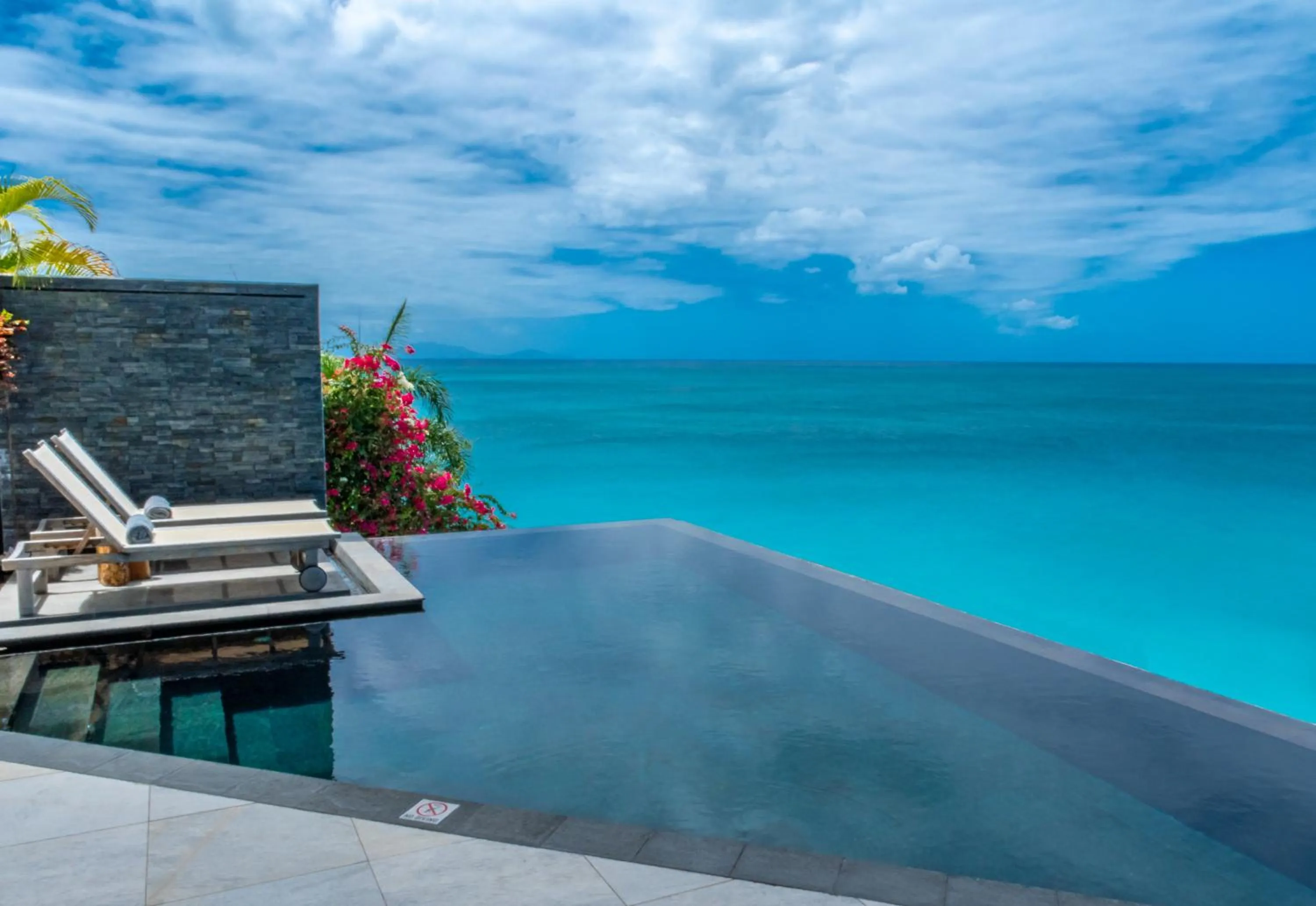 Swimming pool in Tamarind Hills Resort & Villas