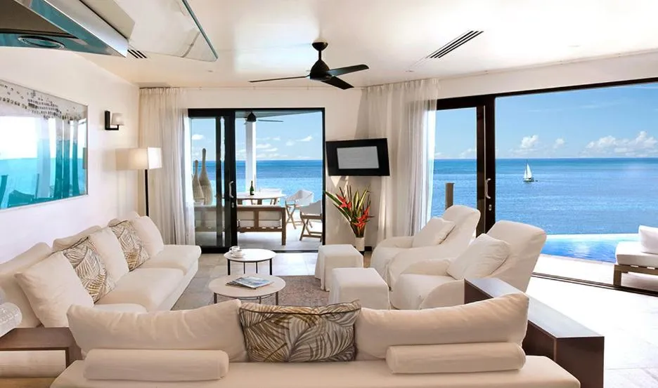 Seating area in Tamarind Hills Resort & Villas