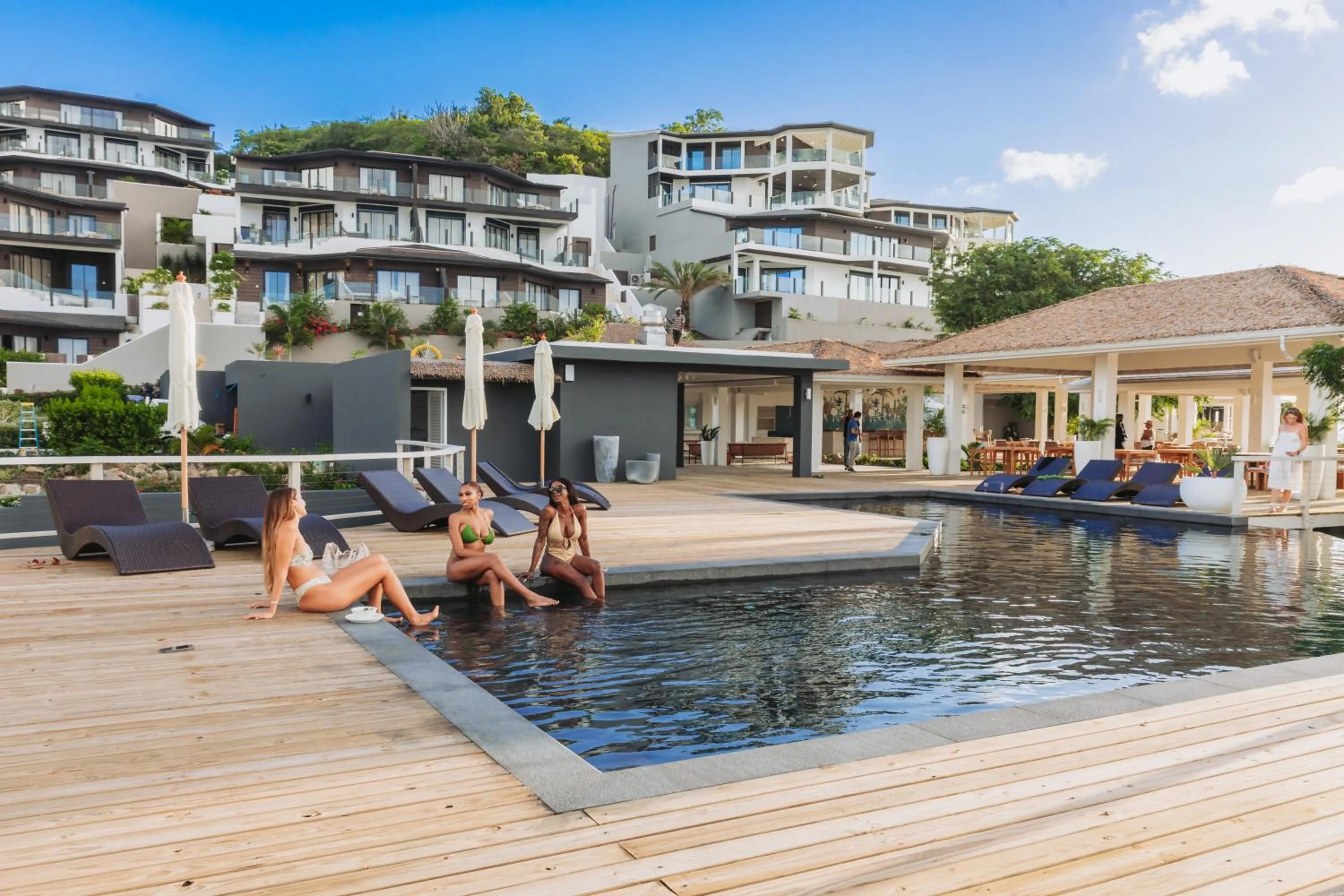 Restaurant/places to eat in Tamarind Hills Resort & Villas