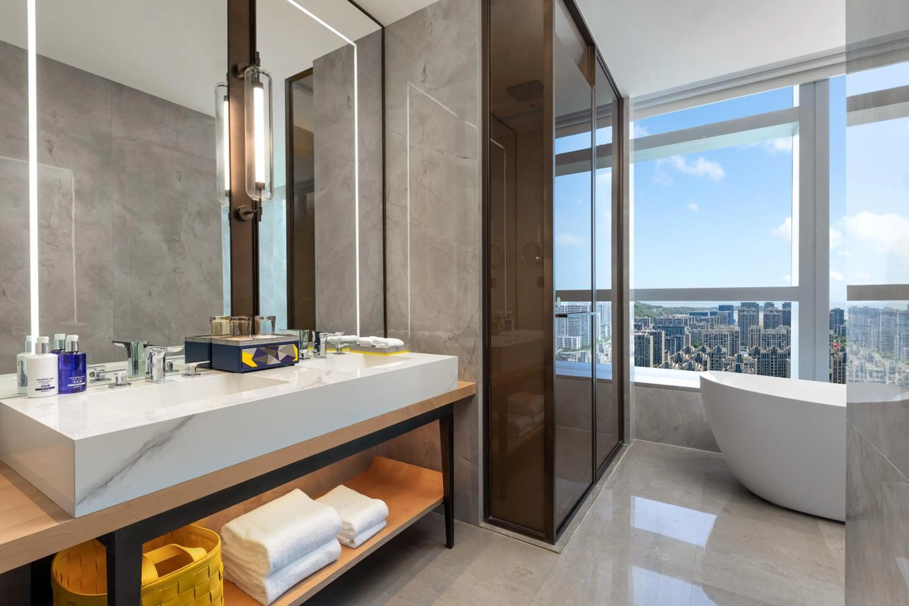 Photo of the whole room in voco Zhoushan Putuo by IHG