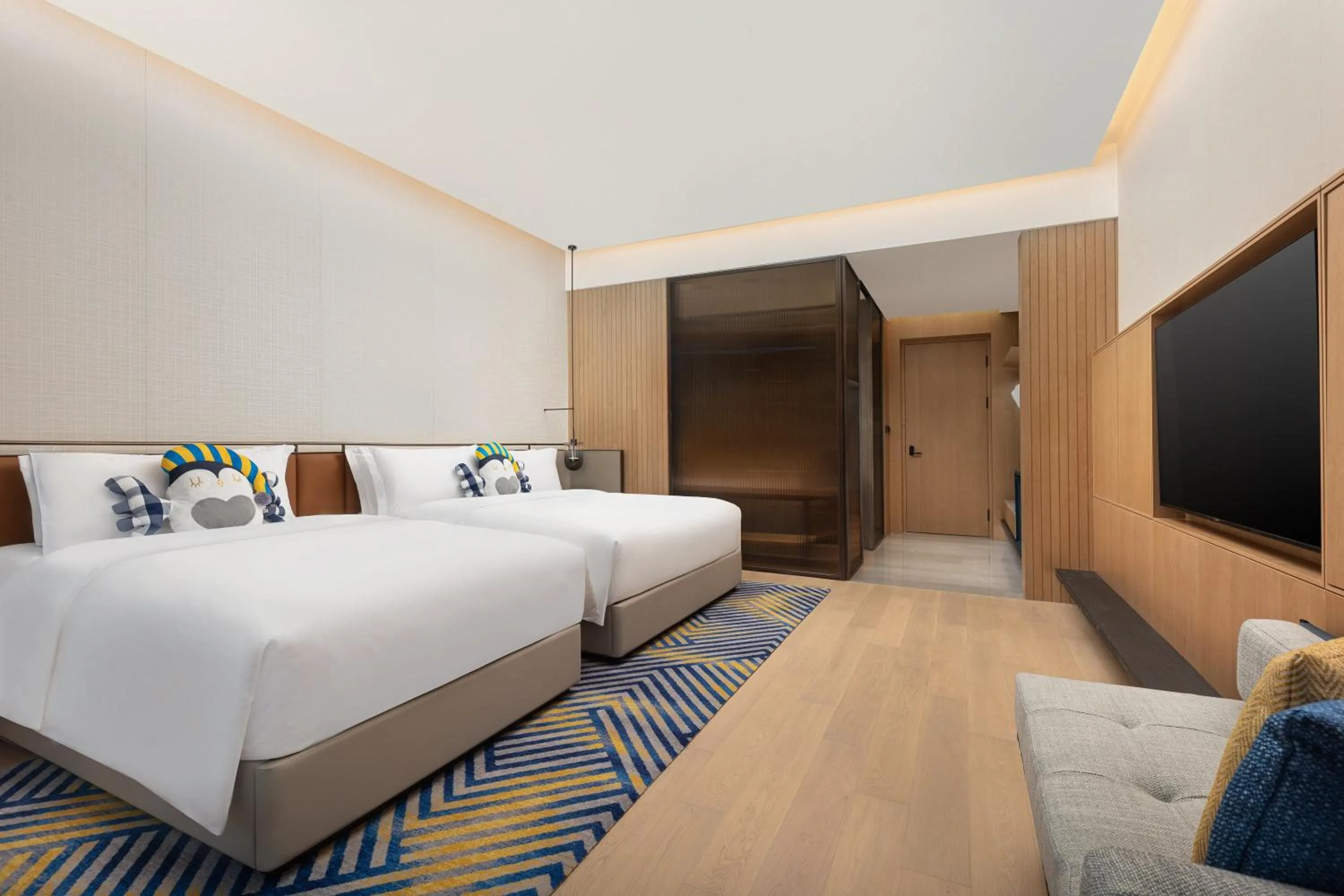 Photo of the whole room, Bed in voco Zhoushan Putuo by IHG