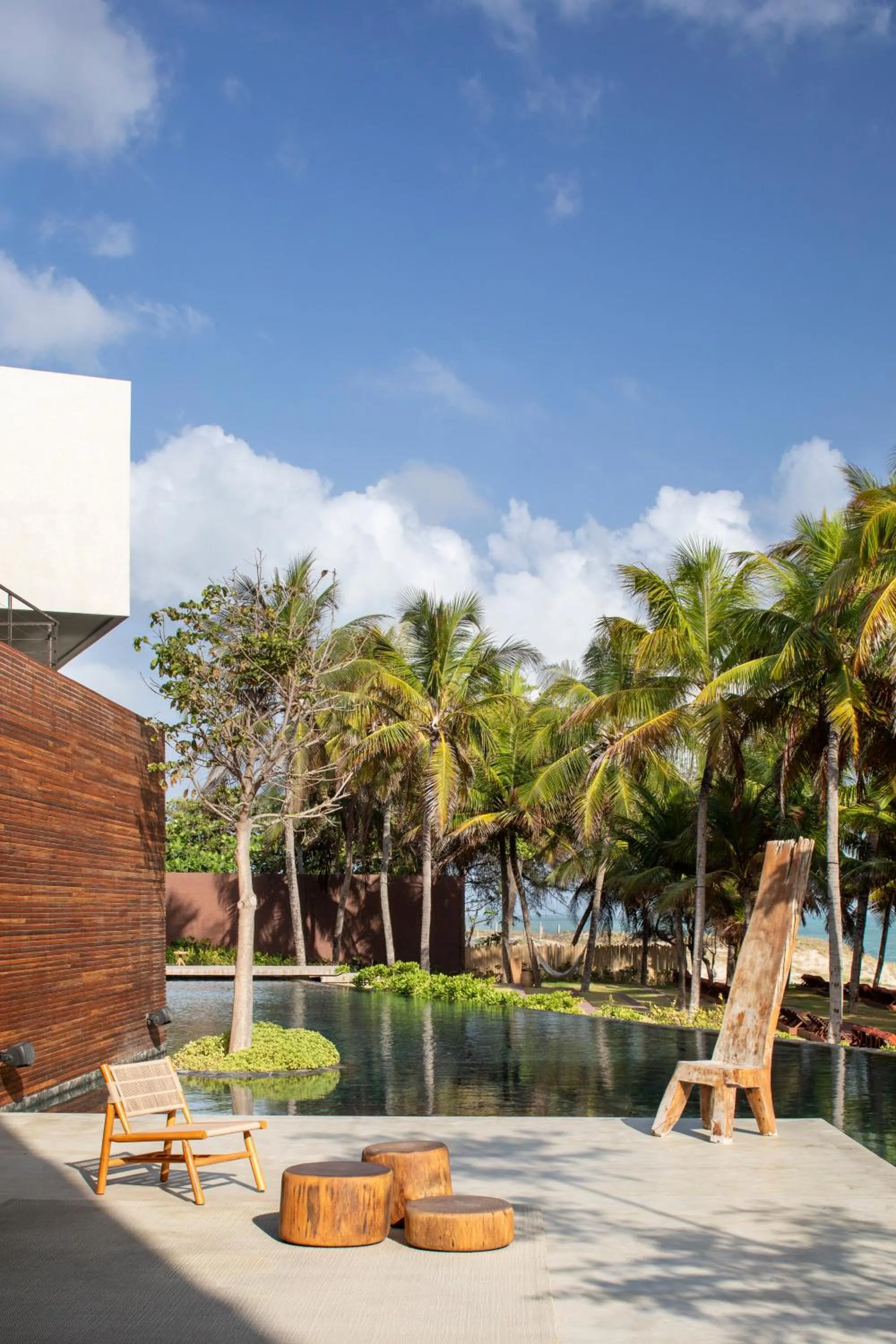 Swimming pool in Mana Cumbuco Hotel