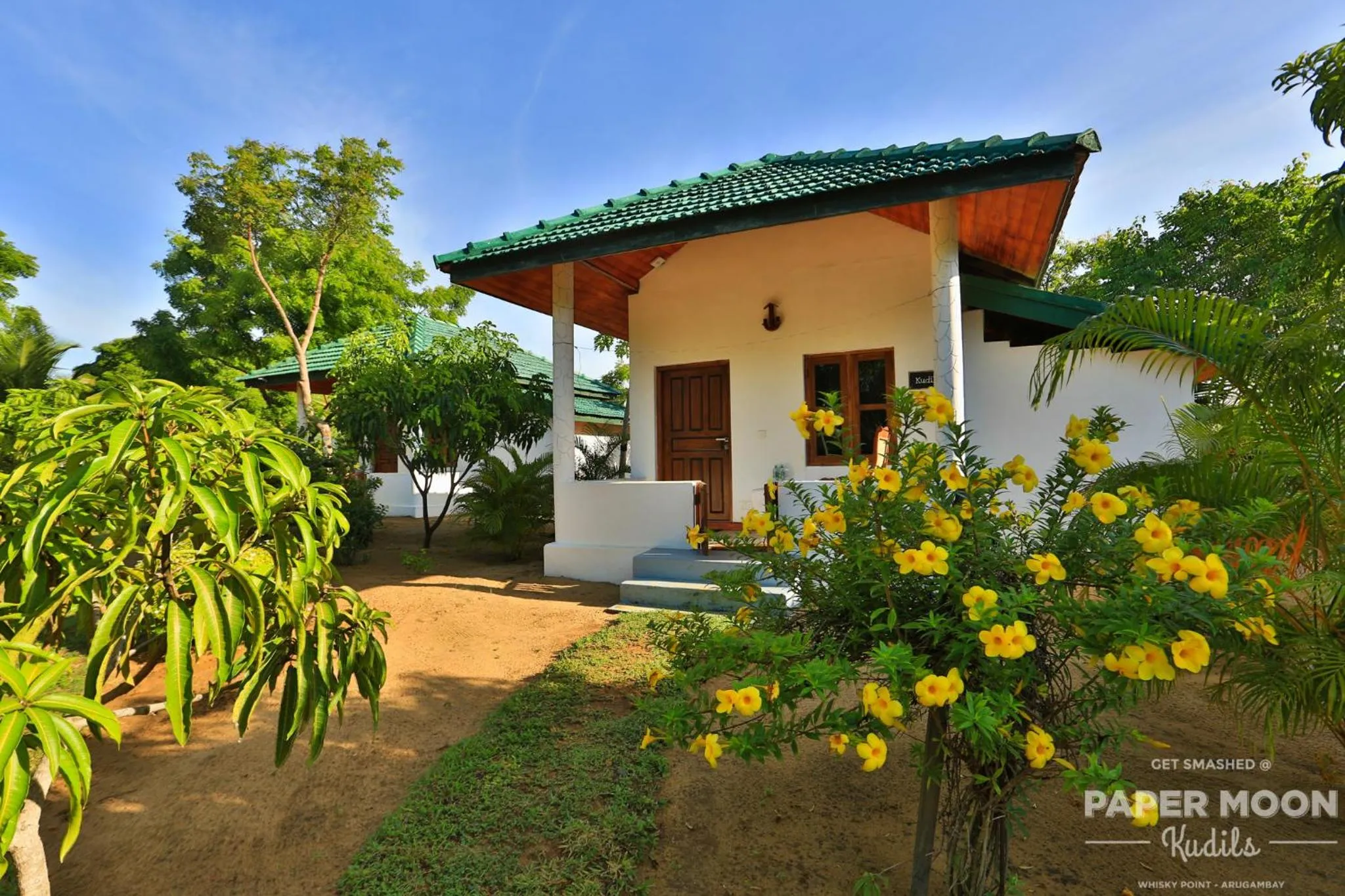 Photo of the whole room in Paper Moon Kudils