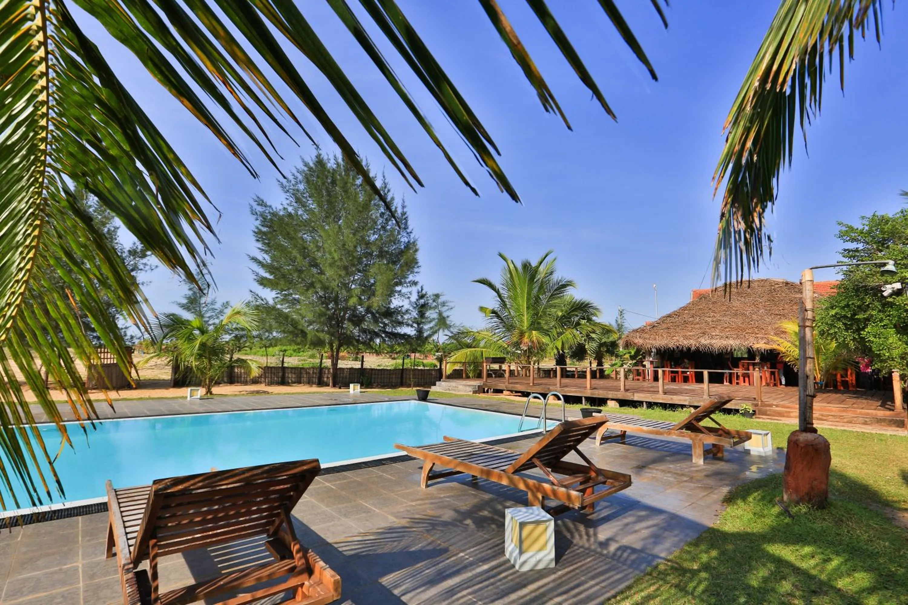 Garden in Paper Moon Kudils