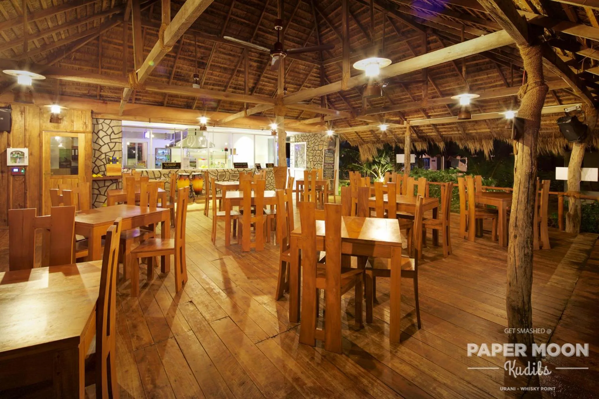 Restaurant/places to eat in Paper Moon Kudils