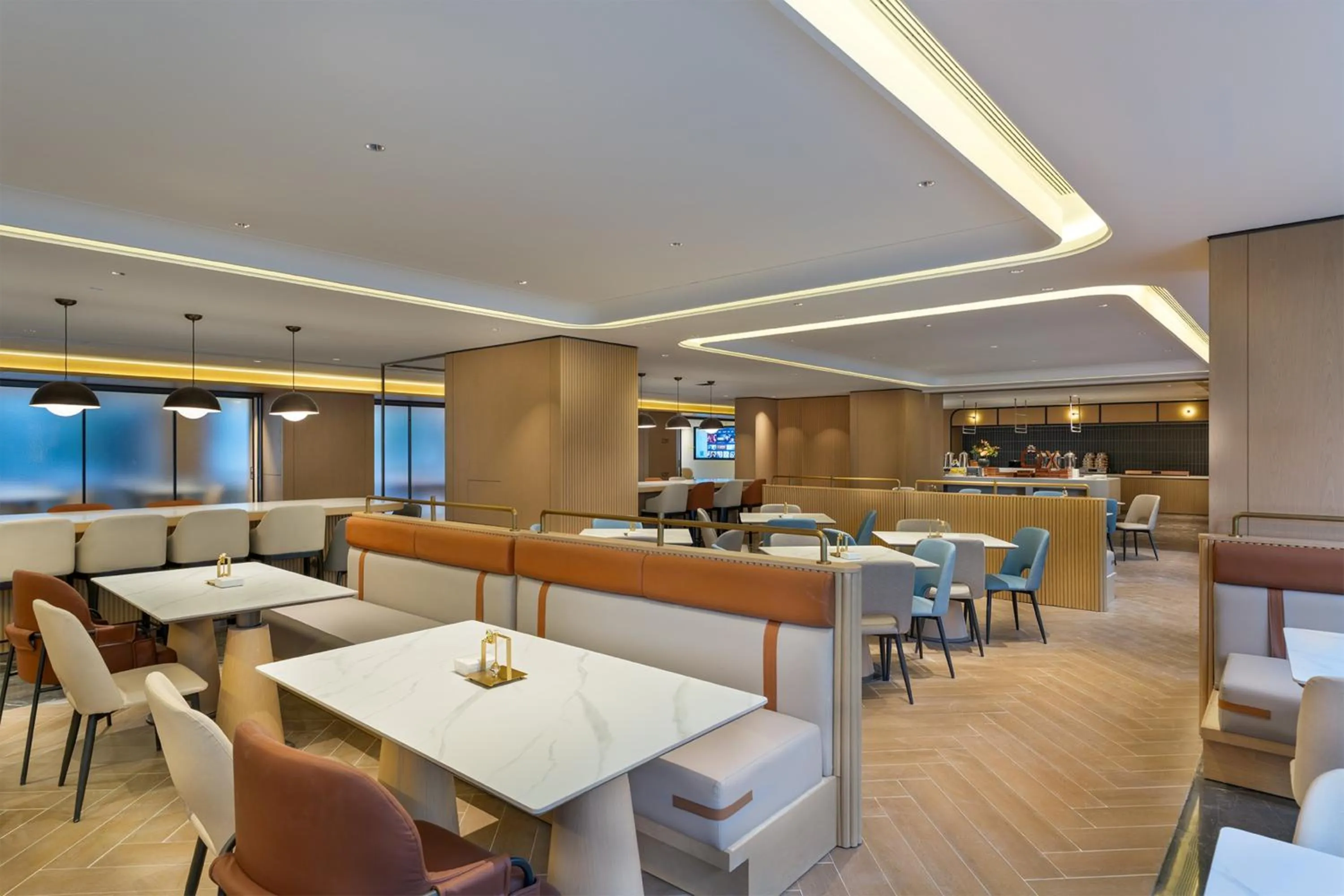 Restaurant/places to eat in Holiday Inn Express Lijiang Ancient Town by IHG