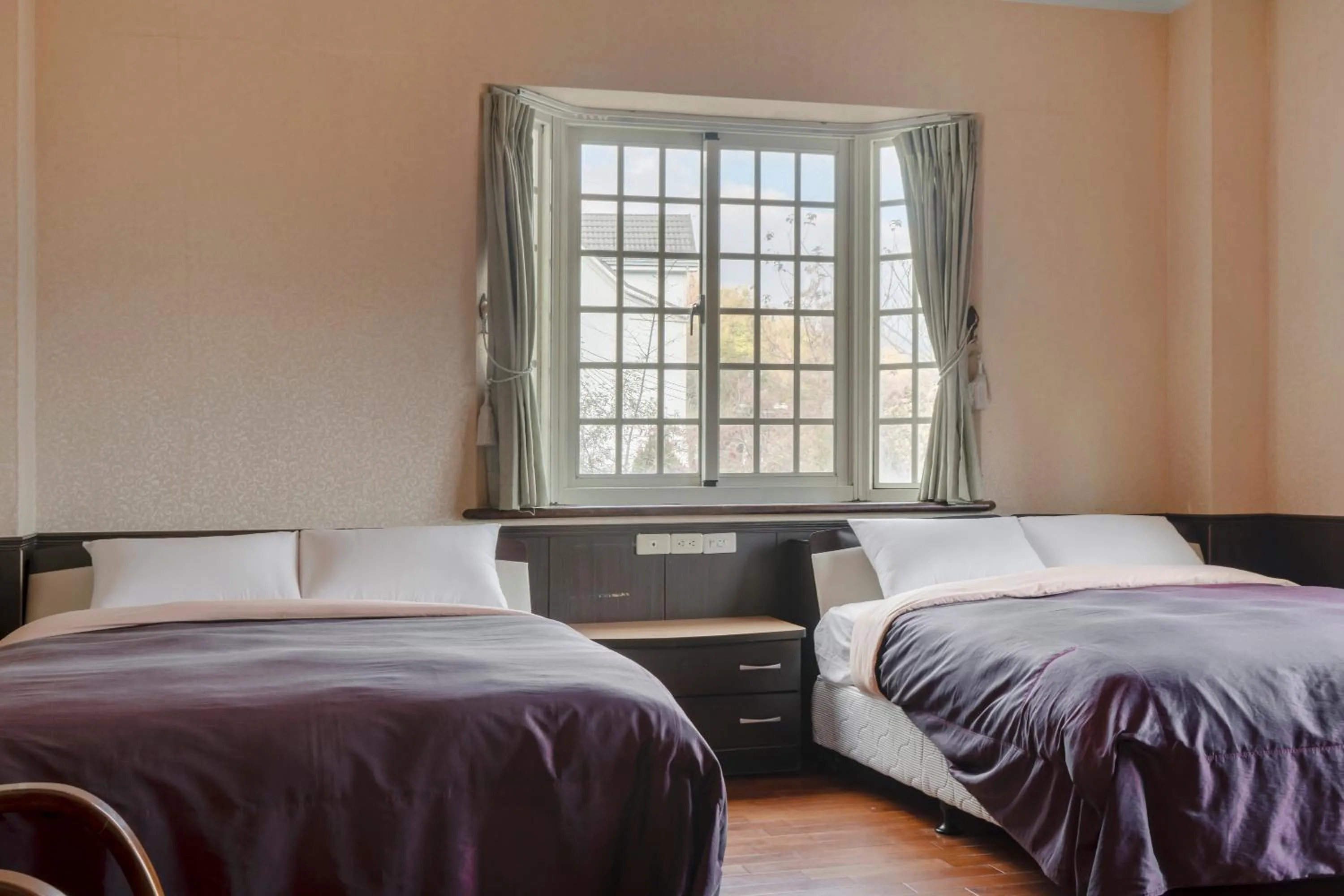 Bed in Chingjing New Paradise B&B