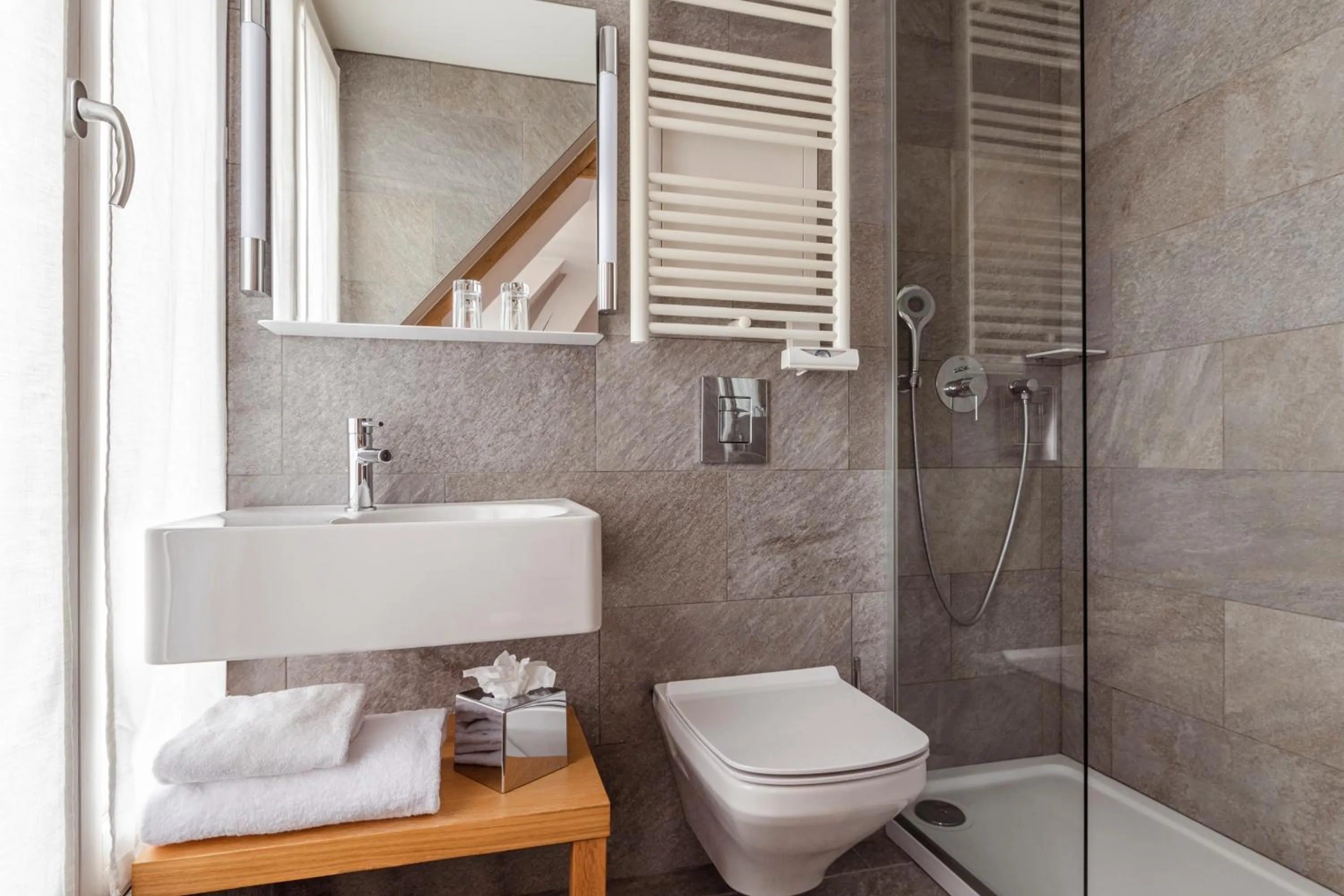 Bathroom in 9Hotel Republique