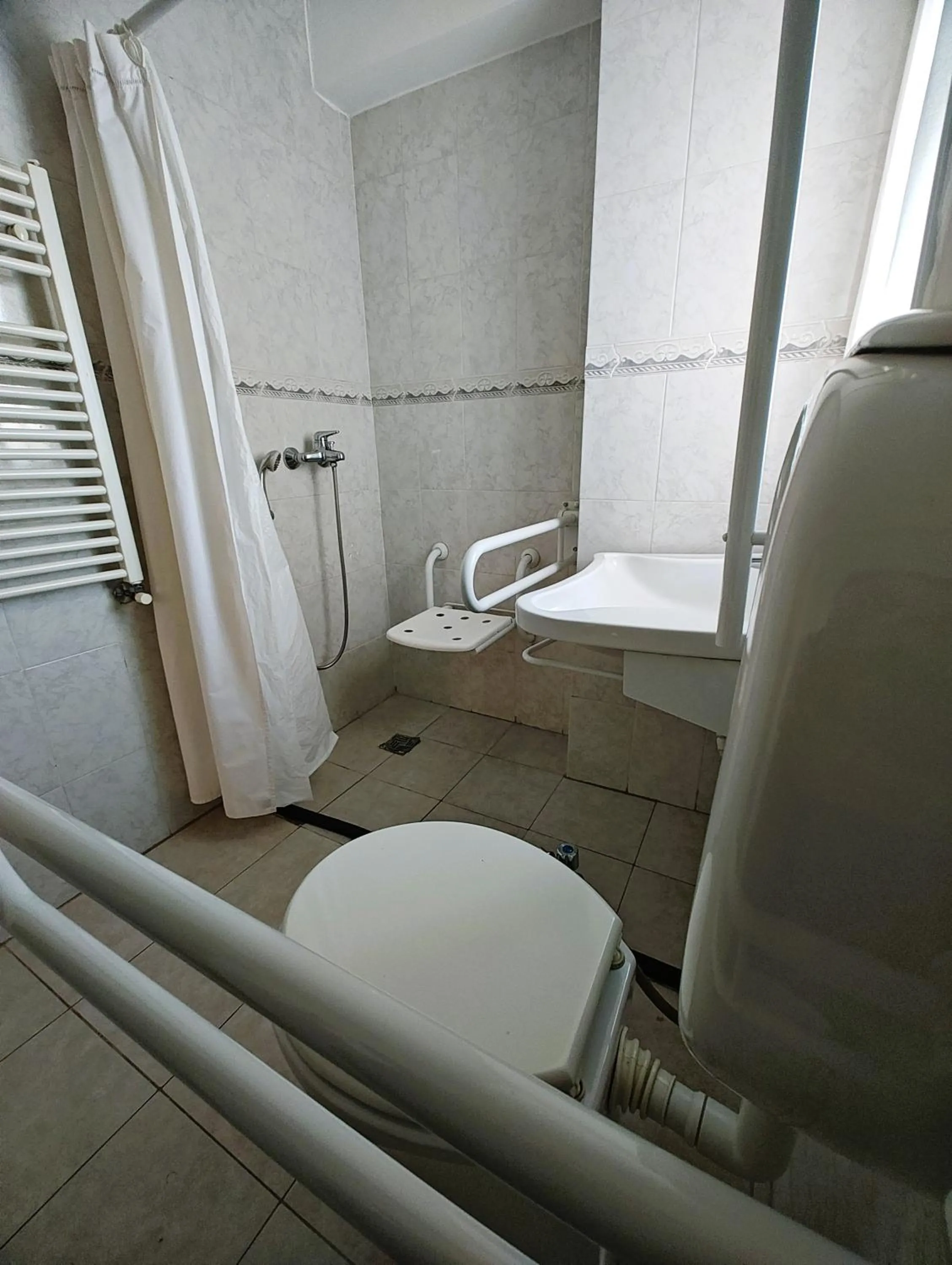 Shower in Hotel El Cortijo