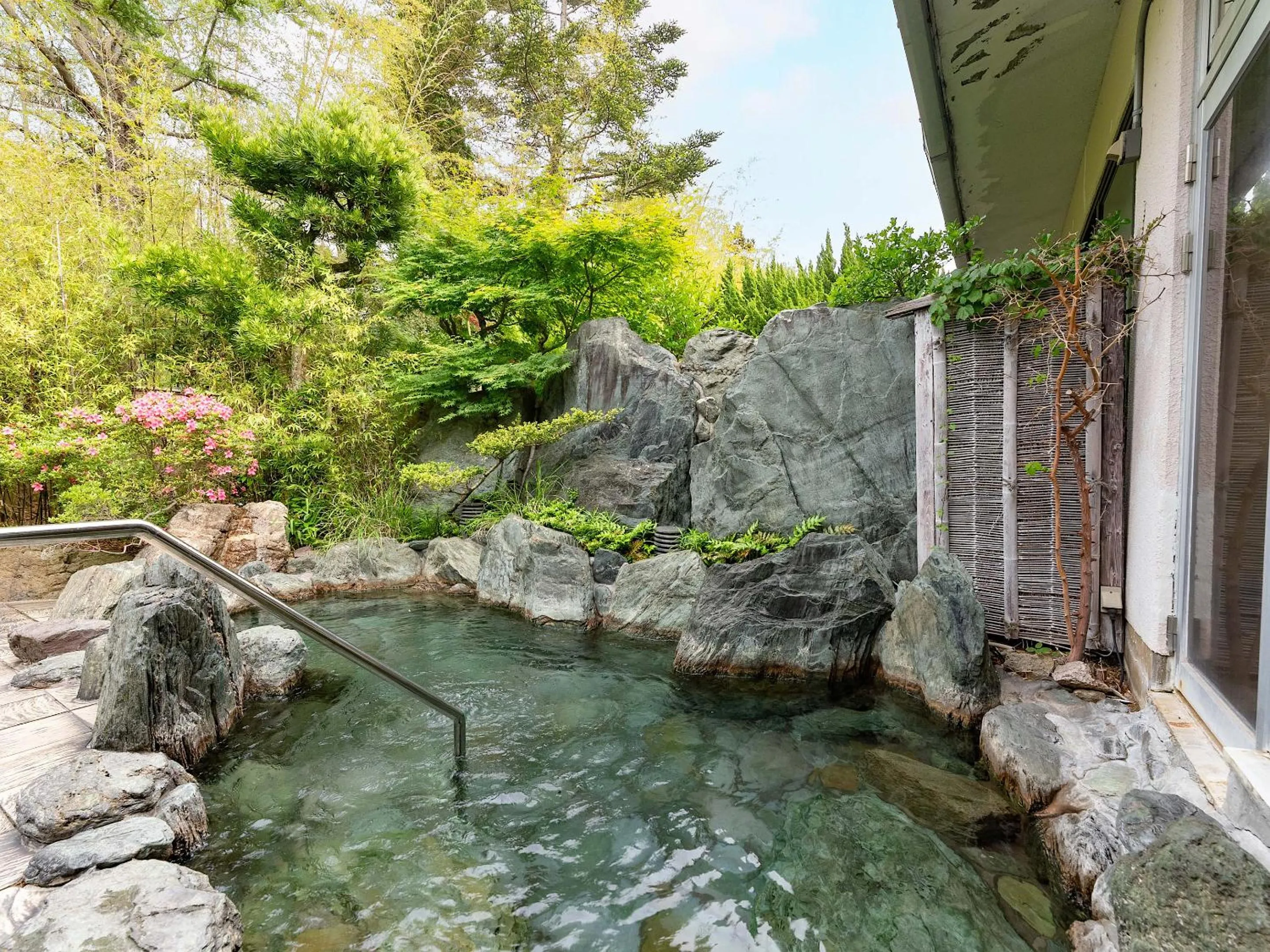 Open Air Bath in Livemax Resort Yuhigaura Kitu Onsen