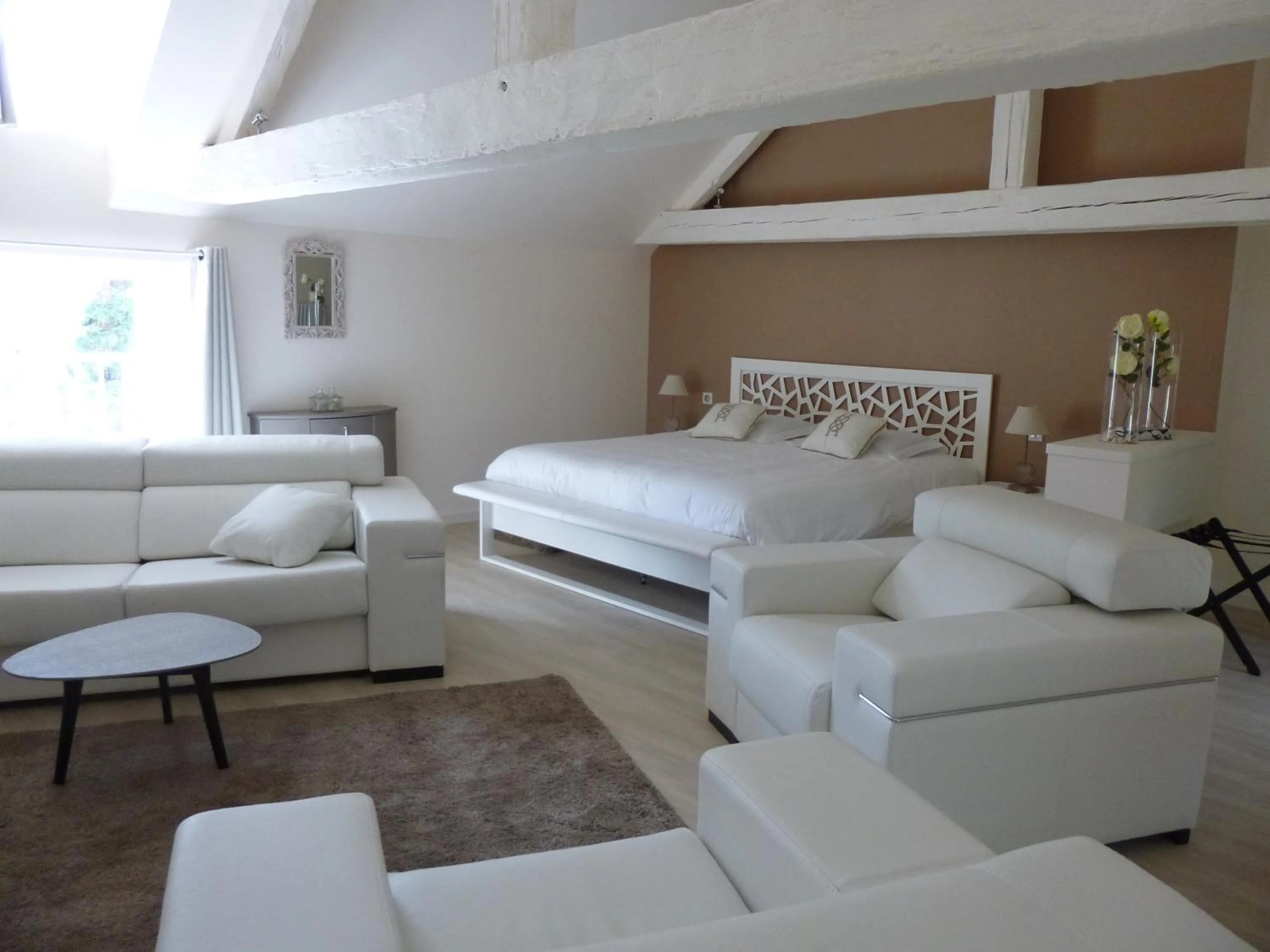 Bed in Hôtel Le Saint Martin