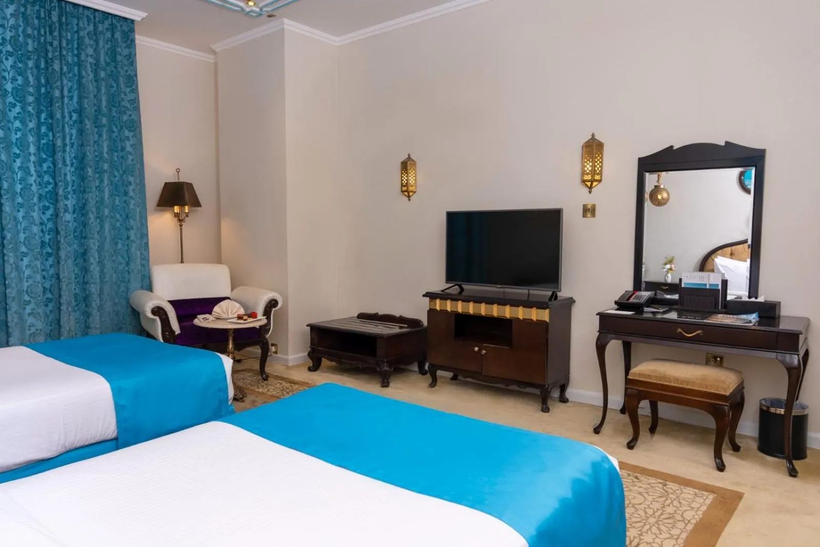 Bed in Saraya Corniche Hotel
