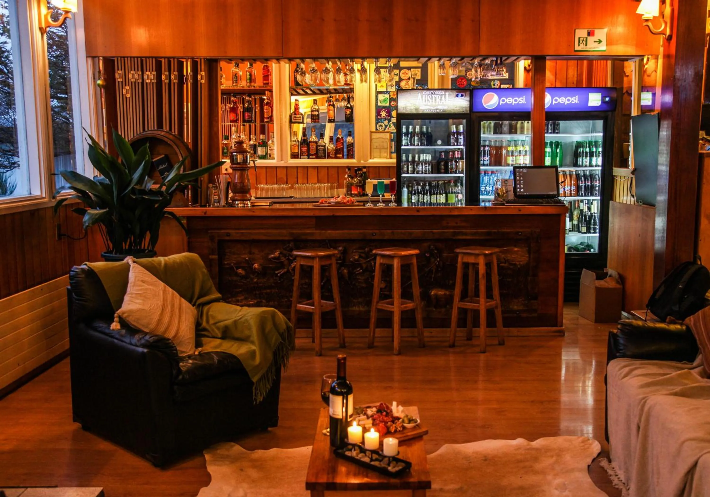 Lounge or bar in Hostería Pehoe