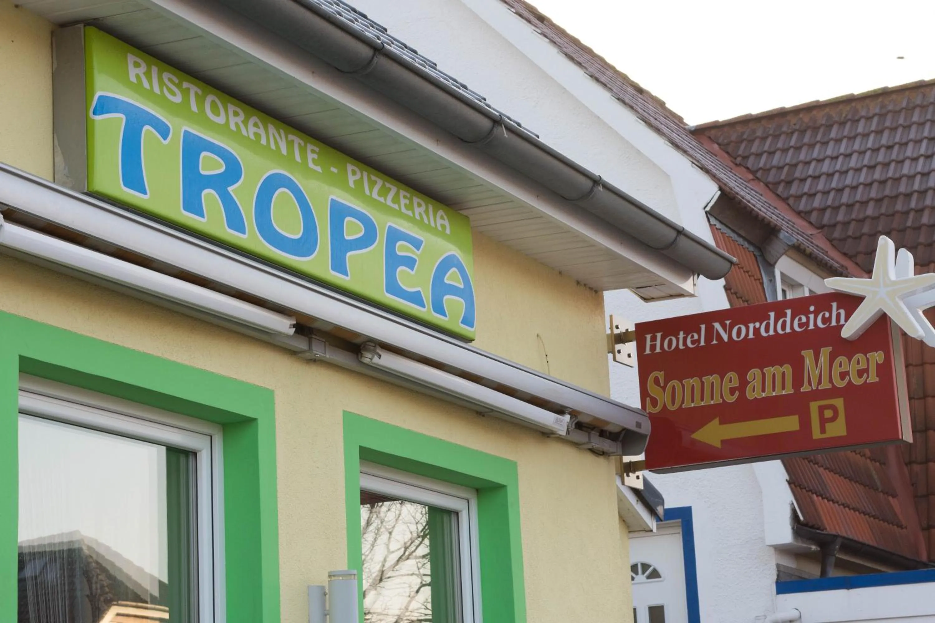 Property logo or sign in Hotel Sonne am Meer