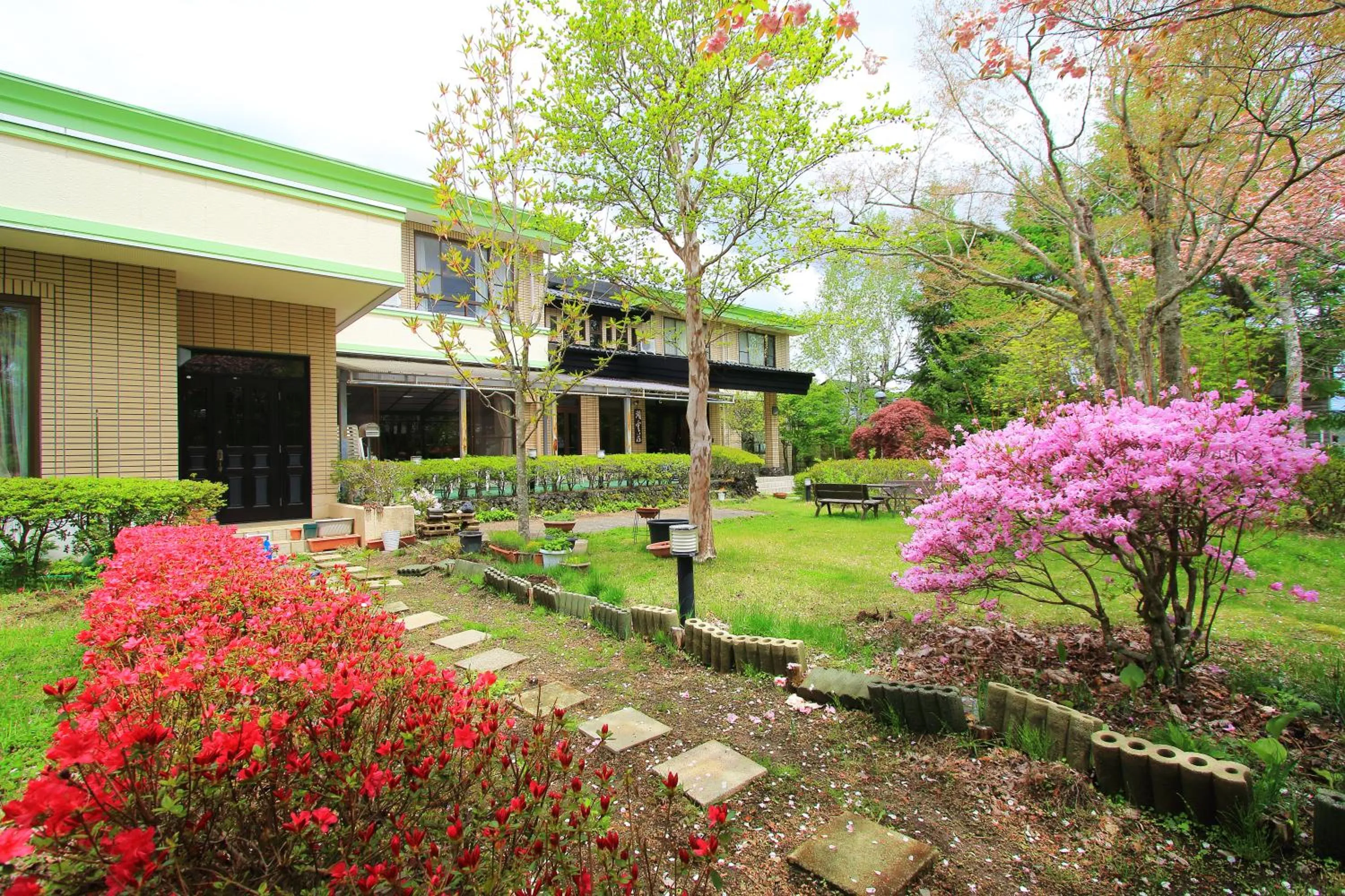 Facade/entrance in Kounso