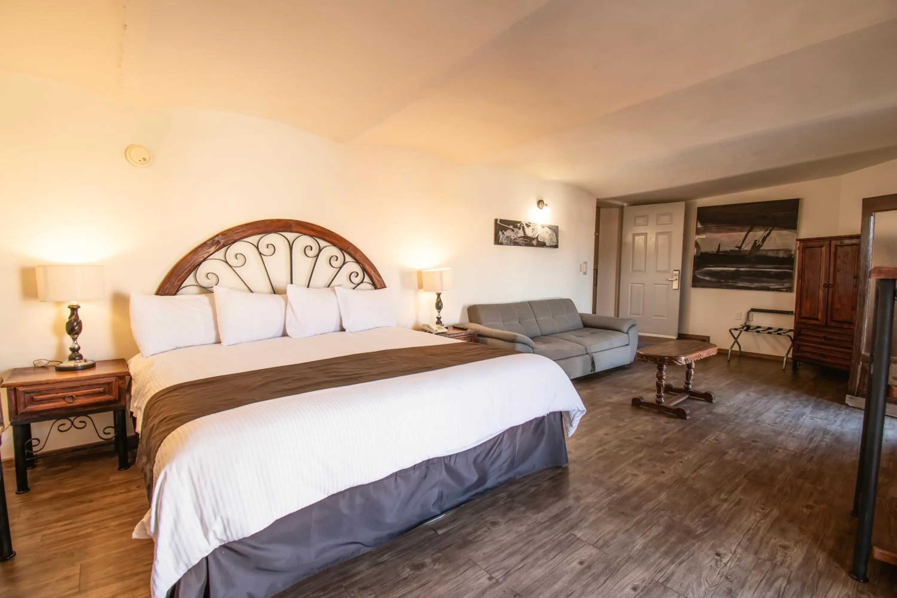 Bedroom, Bed in Hotel Argento Zacatecas