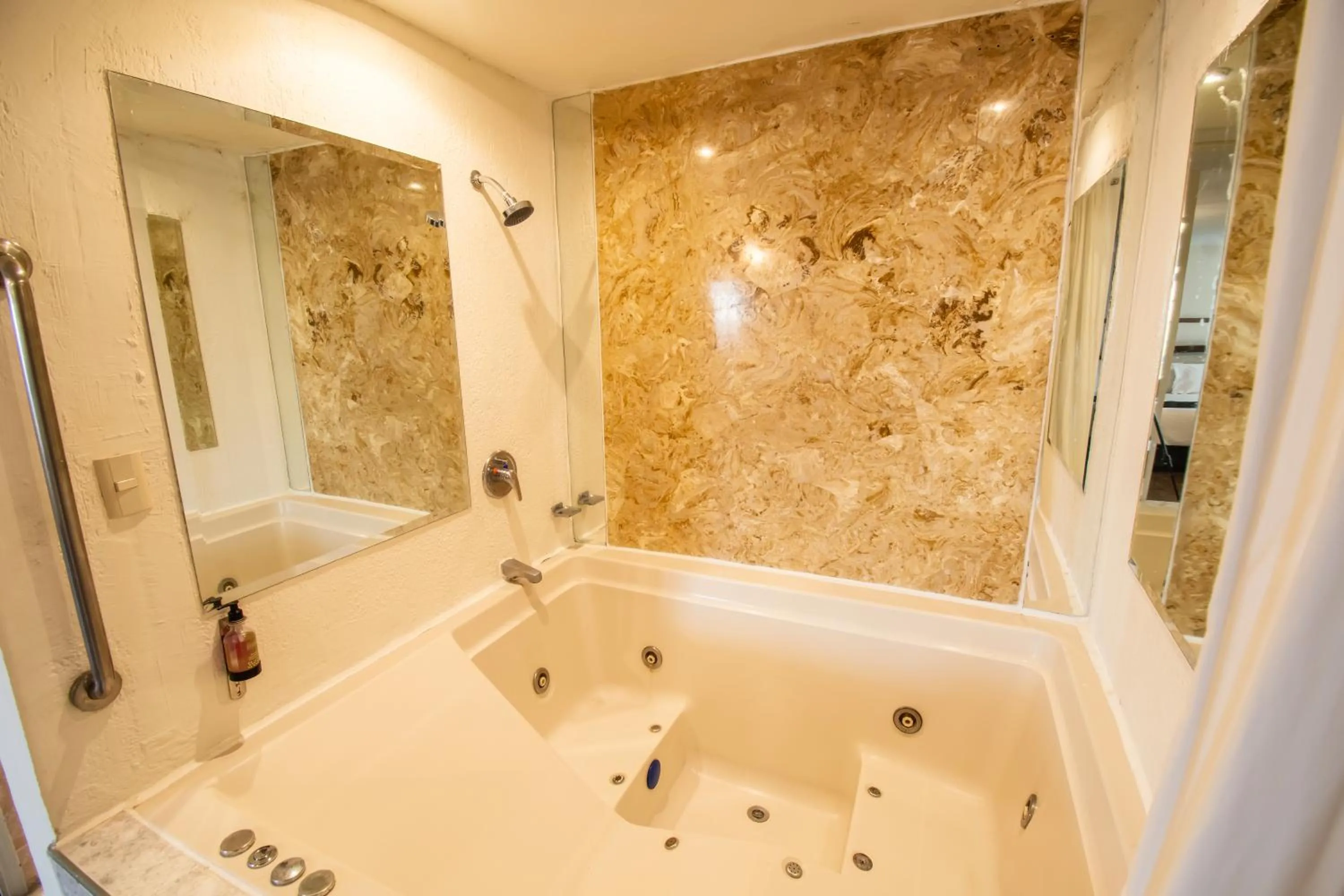 Bath in Hotel Argento Zacatecas