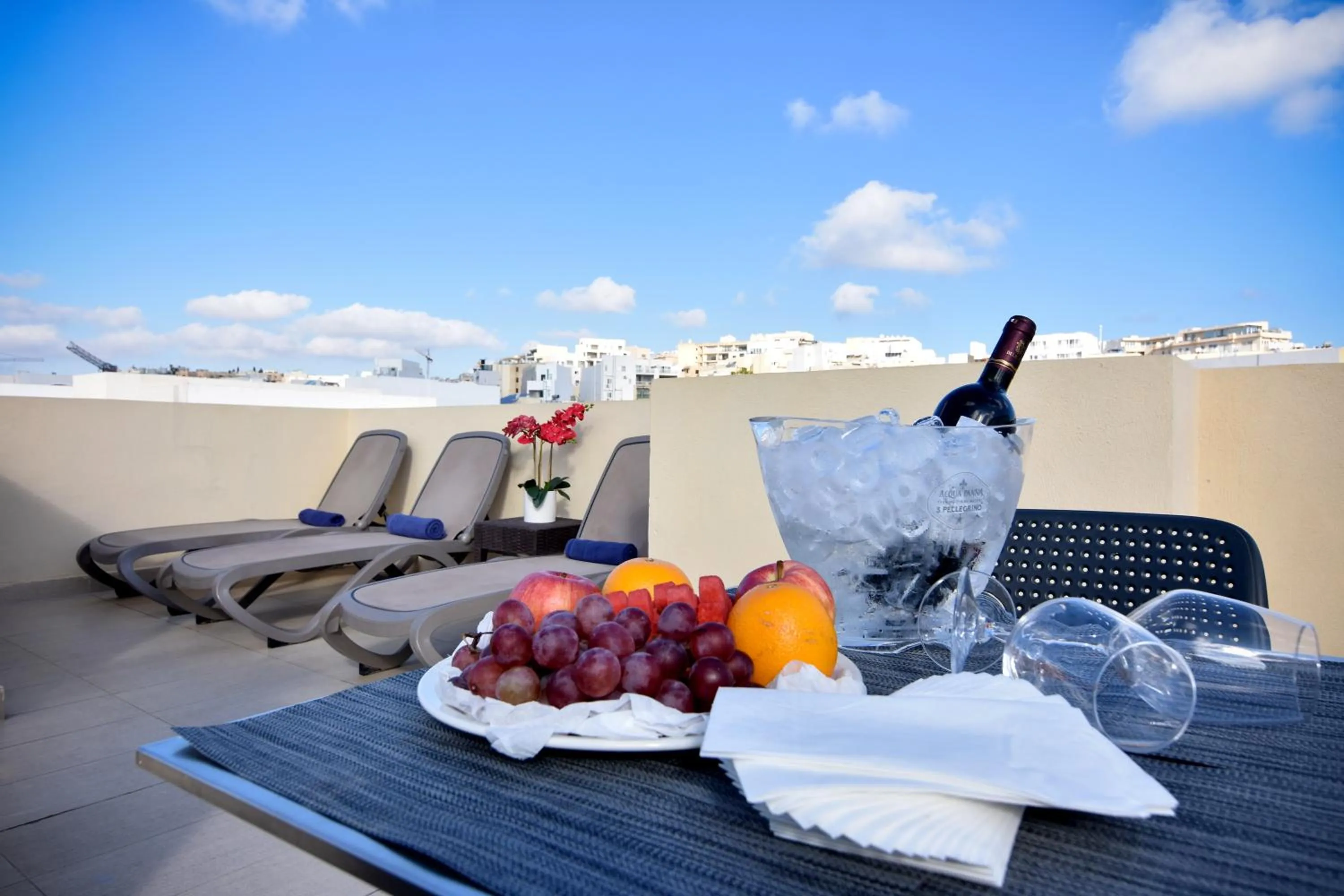 Swimming pool in Blubay Apartments by ST Hotels