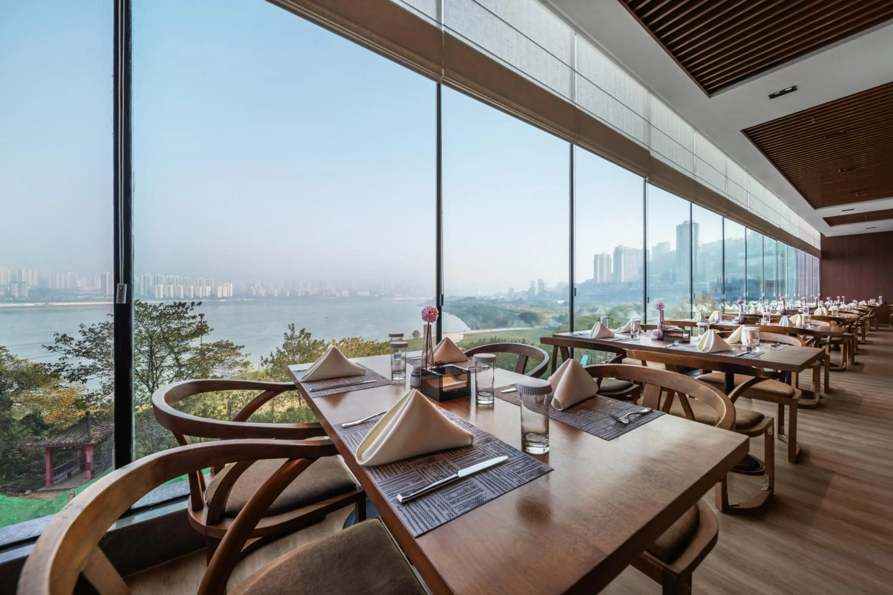 Restaurant/places to eat in Chongqing Jiayu Emperor Hotel
