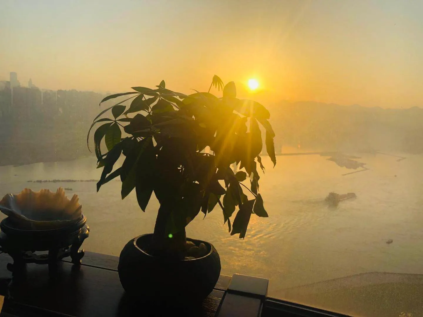 River view in Chongqing Jiayu Emperor Hotel