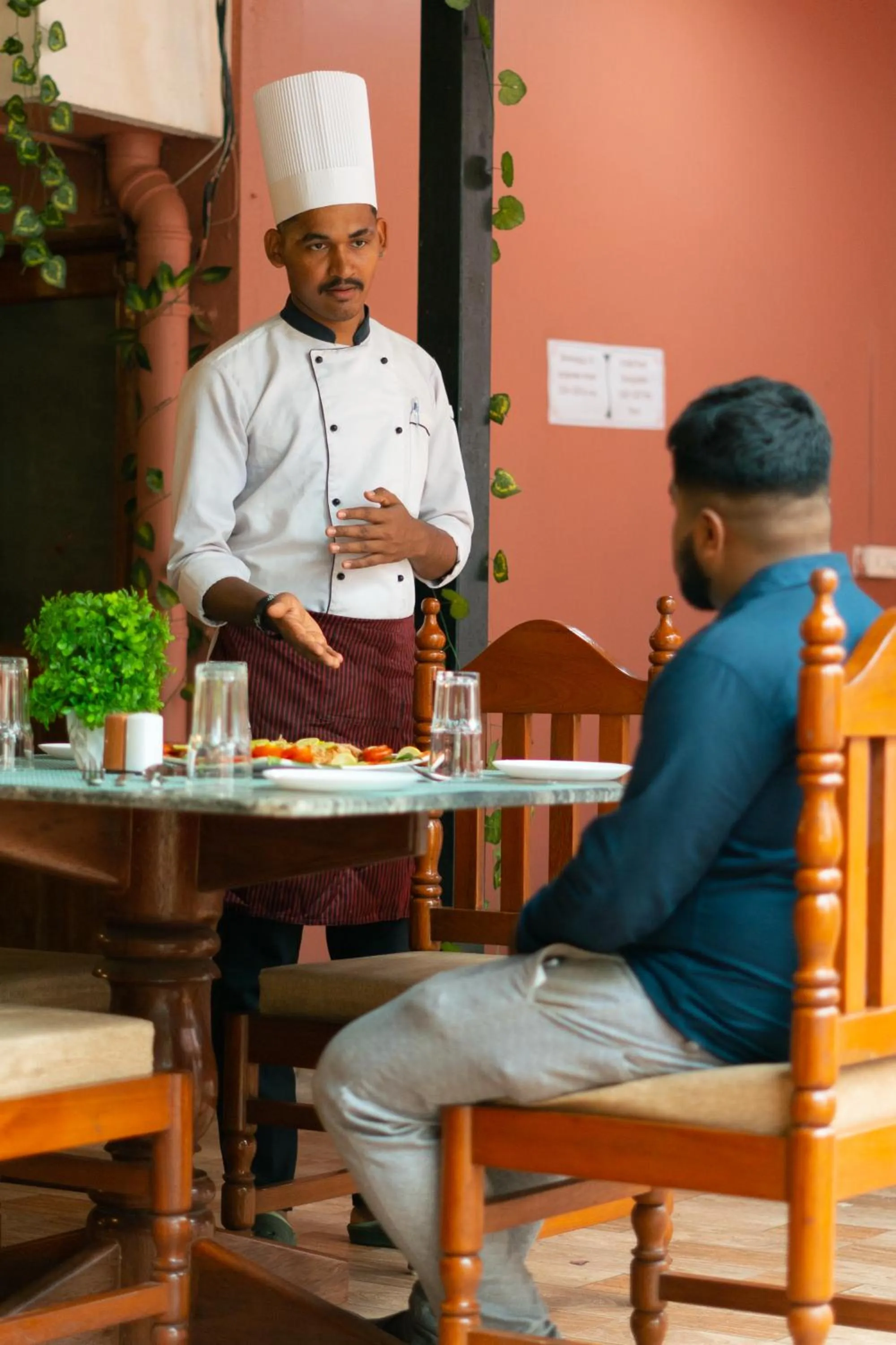 Restaurant/places to eat in Raj Samudra Hotel and Spa