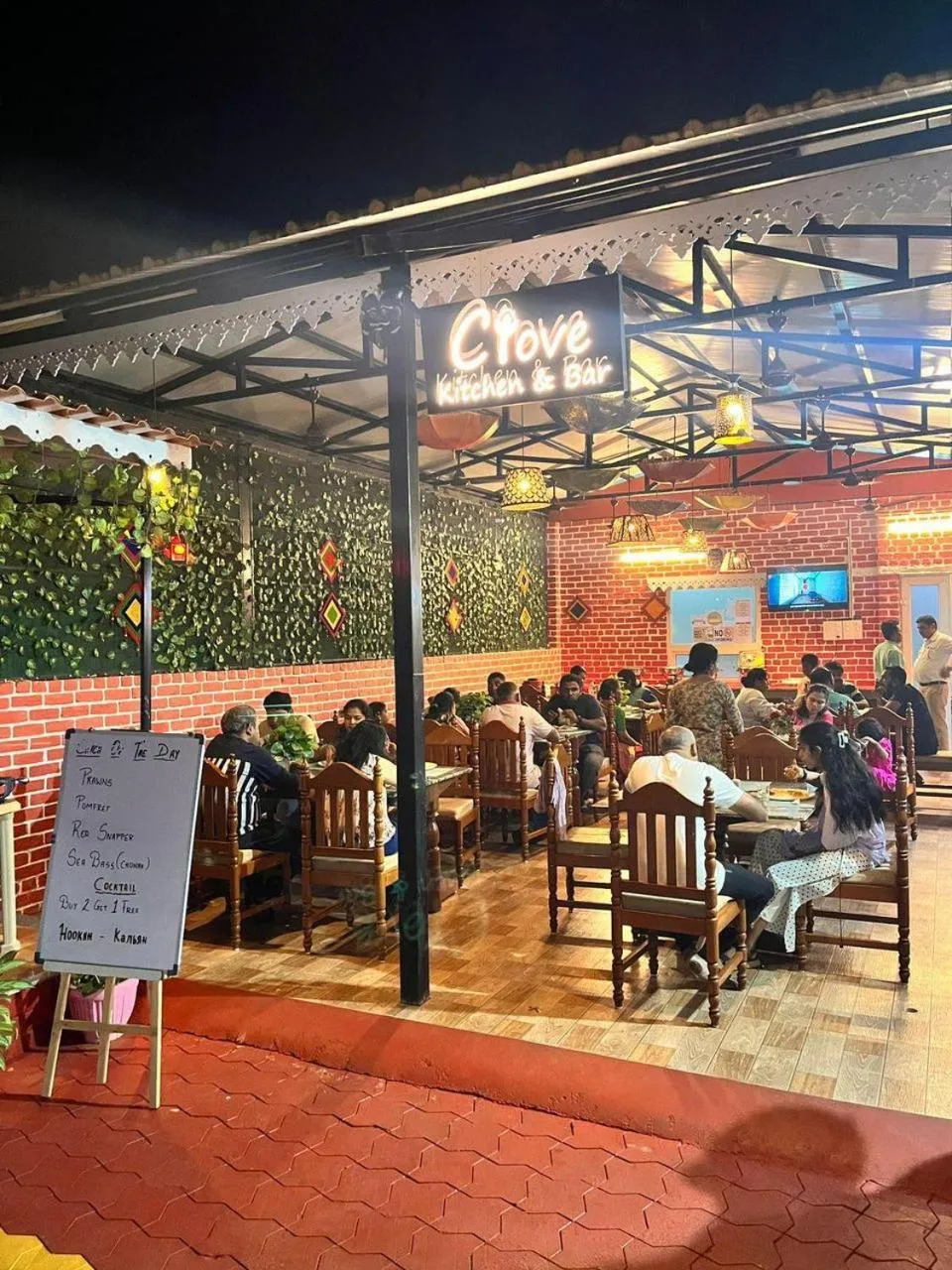 Restaurant/places to eat in Raj Samudra Hotel and Spa