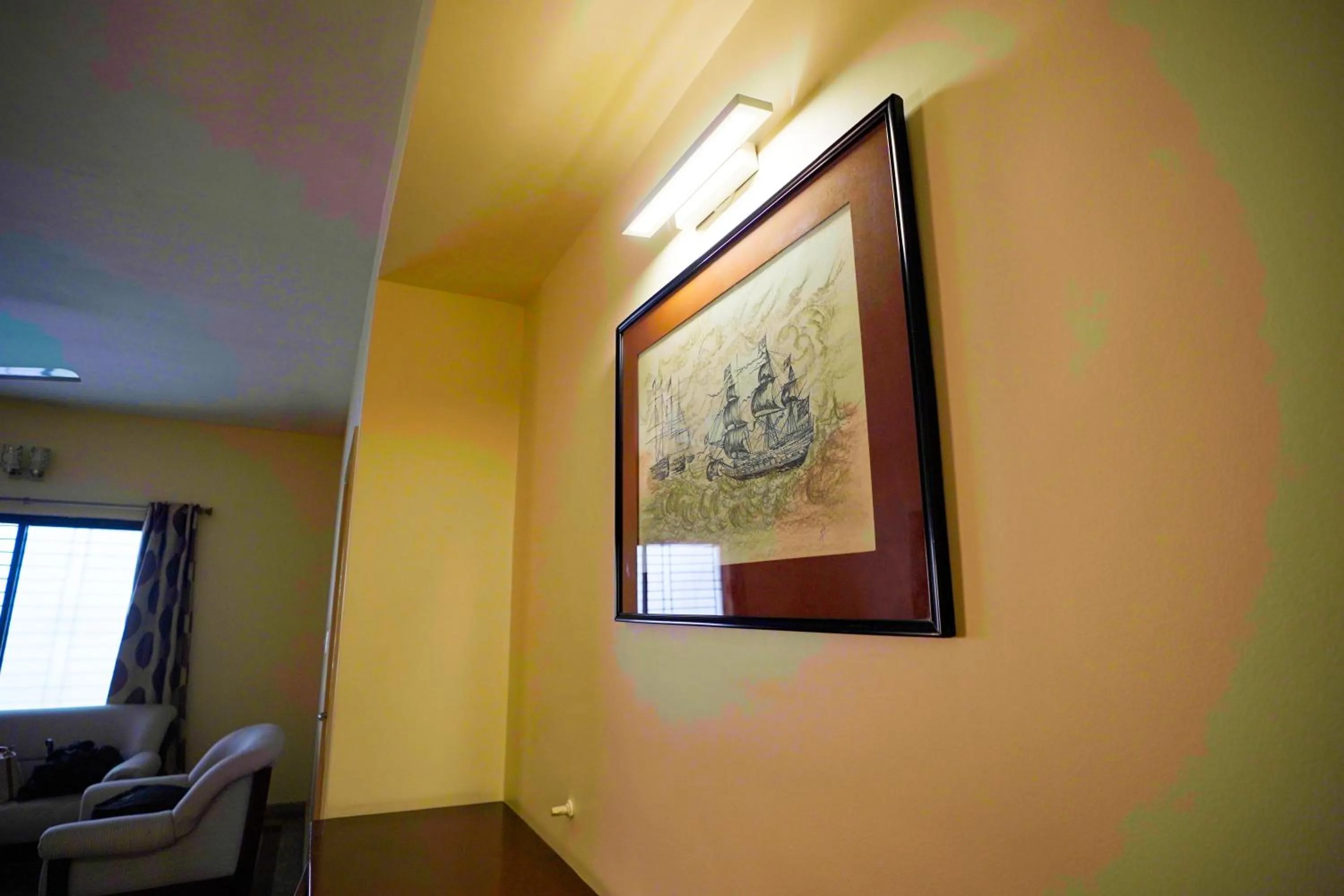 Living room in Mystic Felicity Inn